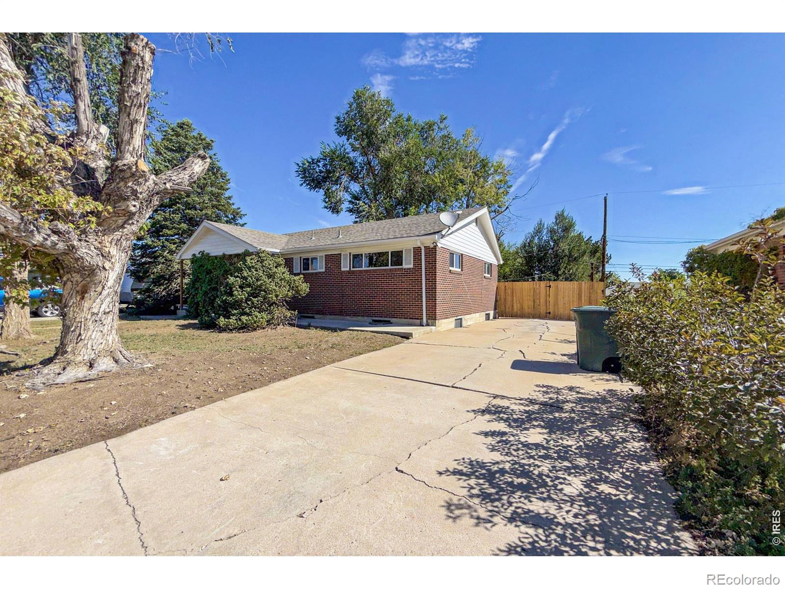 10674 Grant Dr, Northglenn, CO 80233