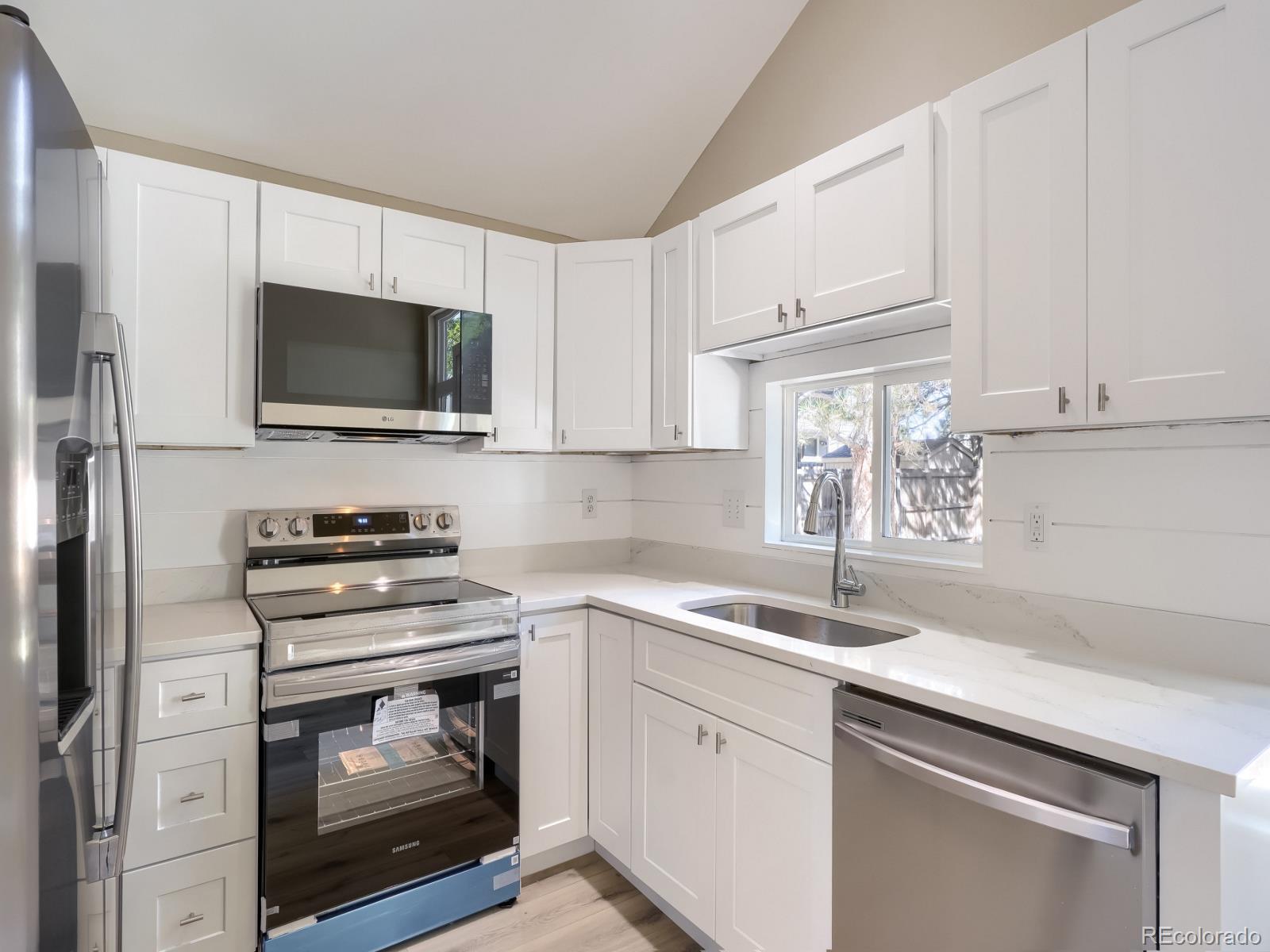 3771 S Danube Cir, Aurora, CO 80013