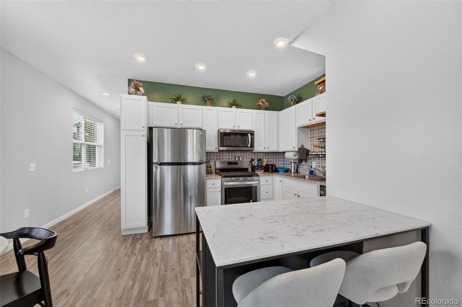 1067 Oak Cir, Denver, CO 80215
