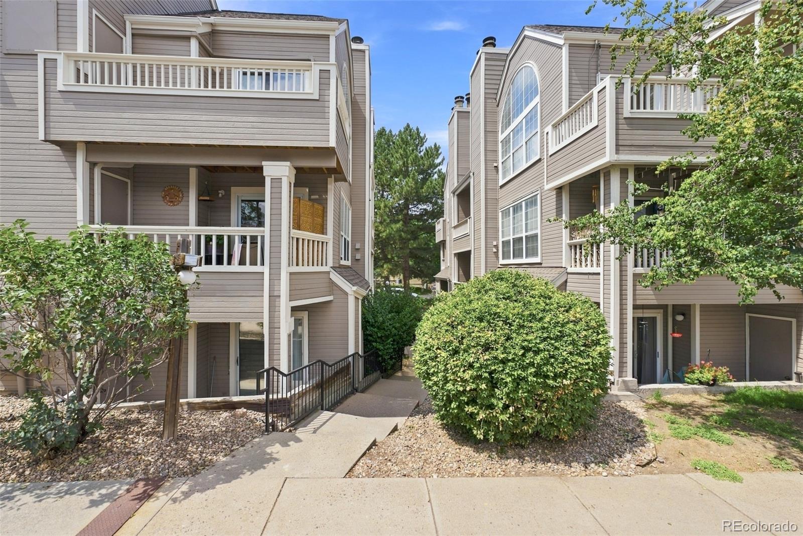 5715 W Atlantic Pl #101, Denver, CO 80227