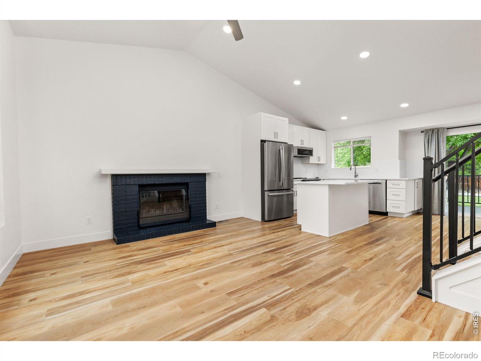 712 Cameron Ln, Longmont, CO 80504
