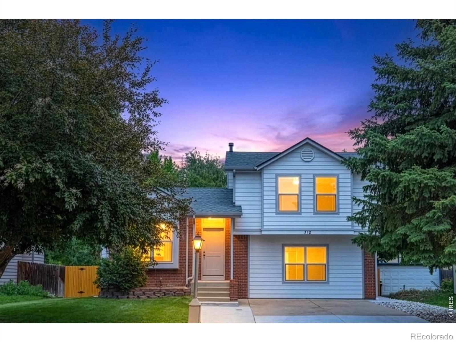 712 Cameron Ln, Longmont, CO 80504