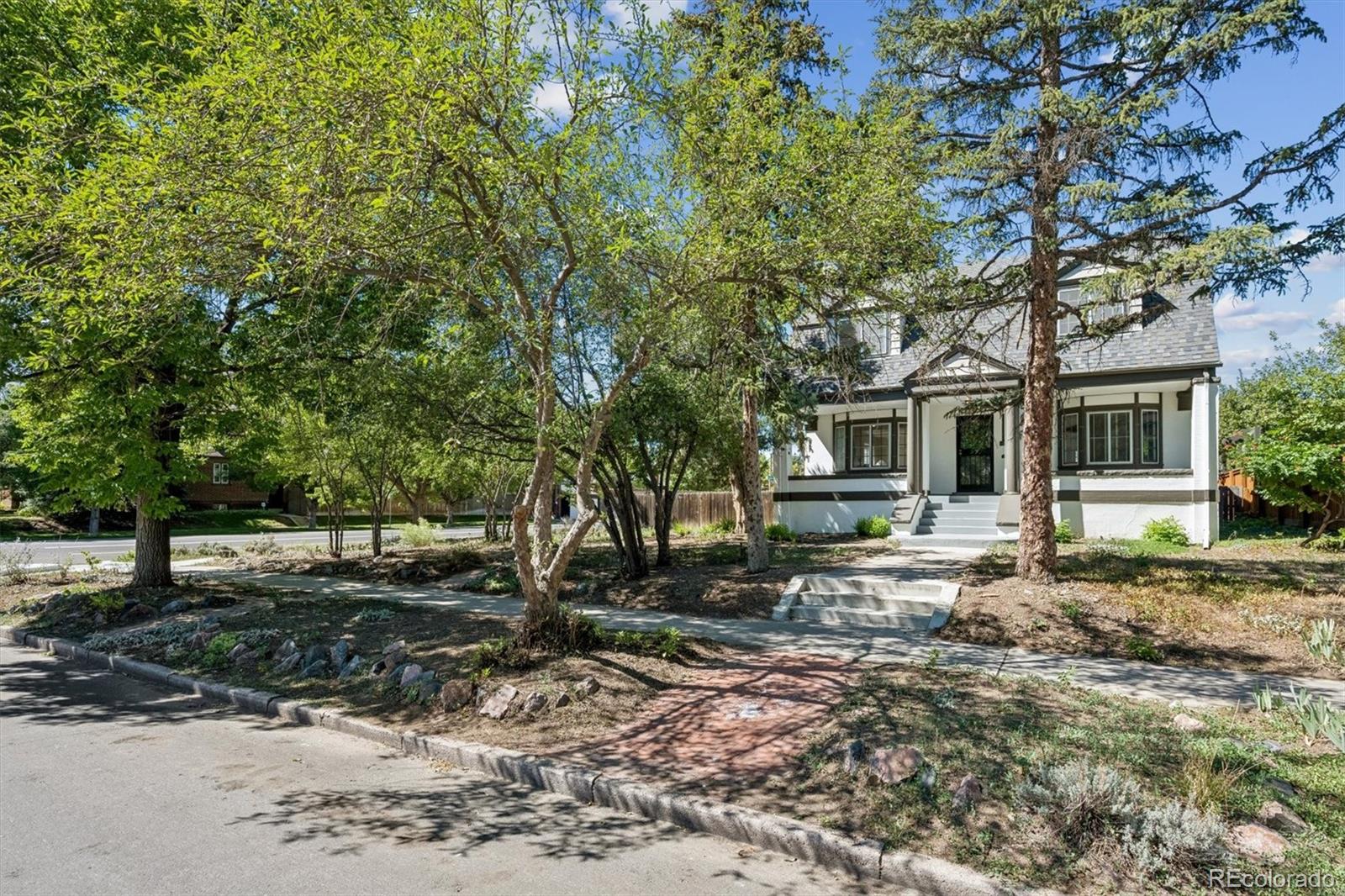 2309 Ivanhoe St, Denver, CO 80207