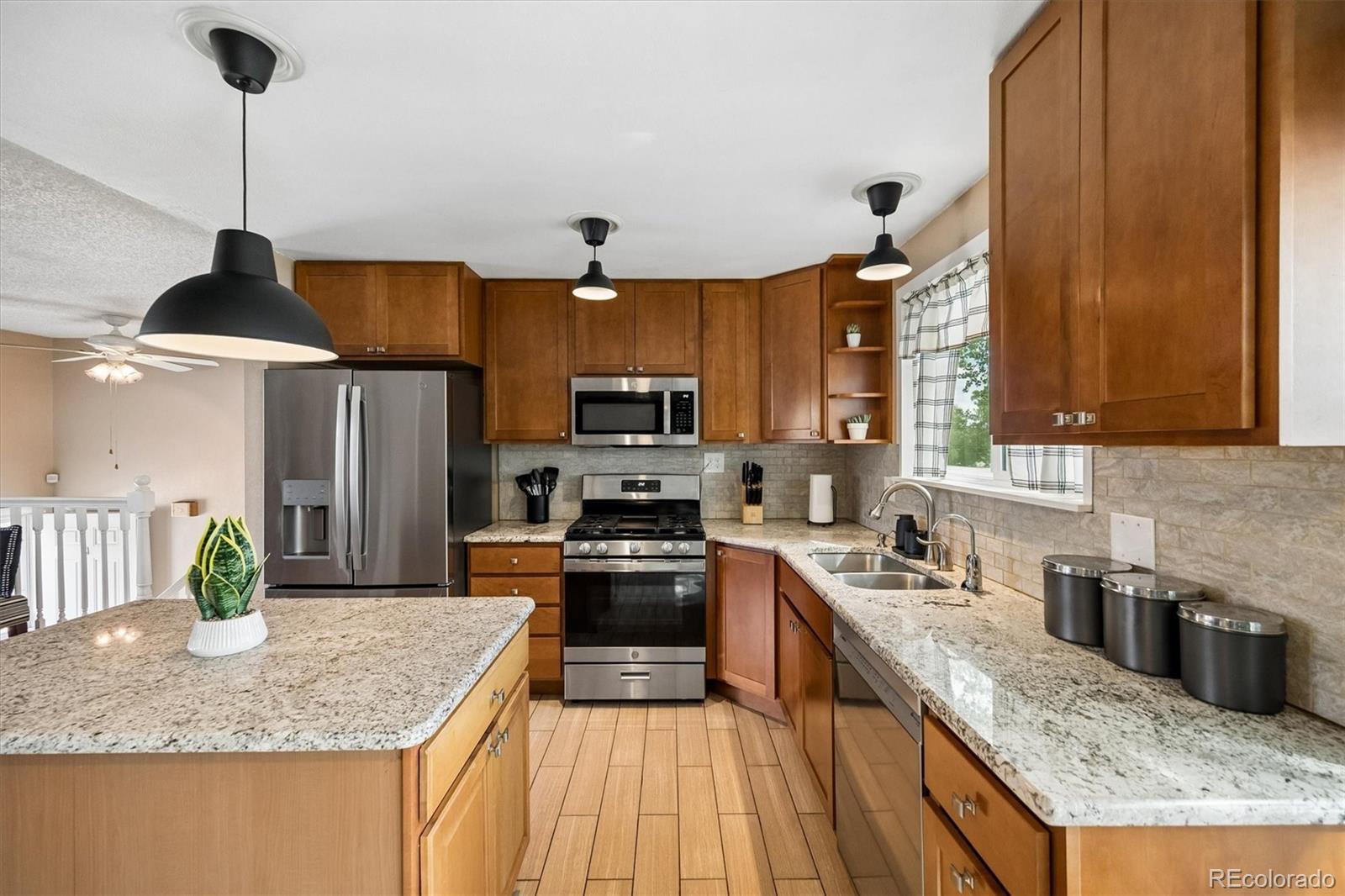 15882 E Girard Pl, Aurora, CO 80013