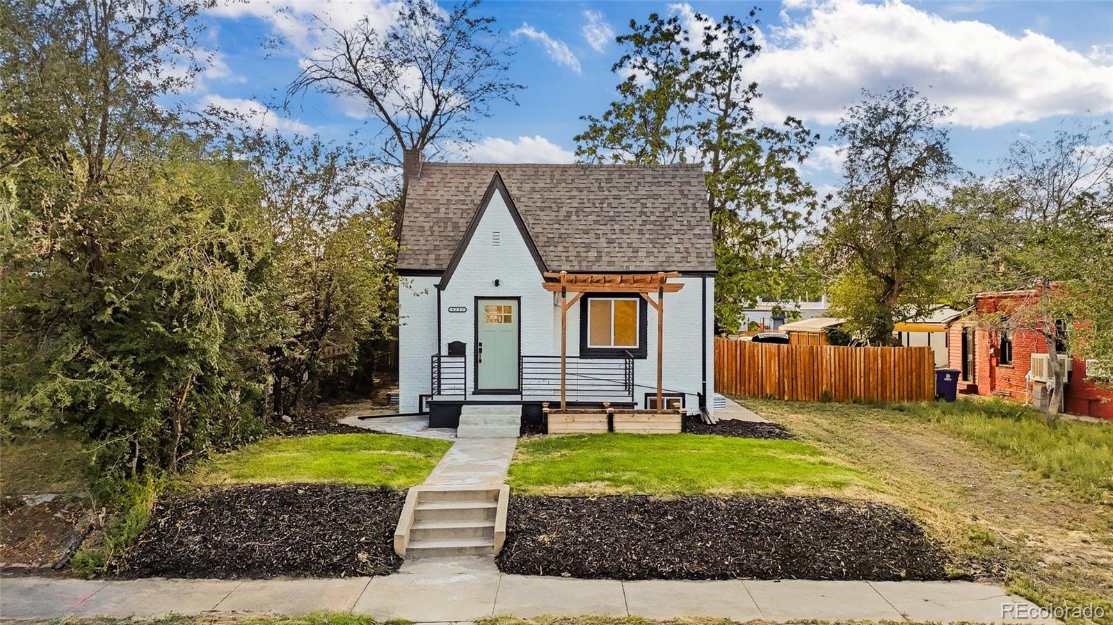 3217 N Clayton St, Denver, CO 80205