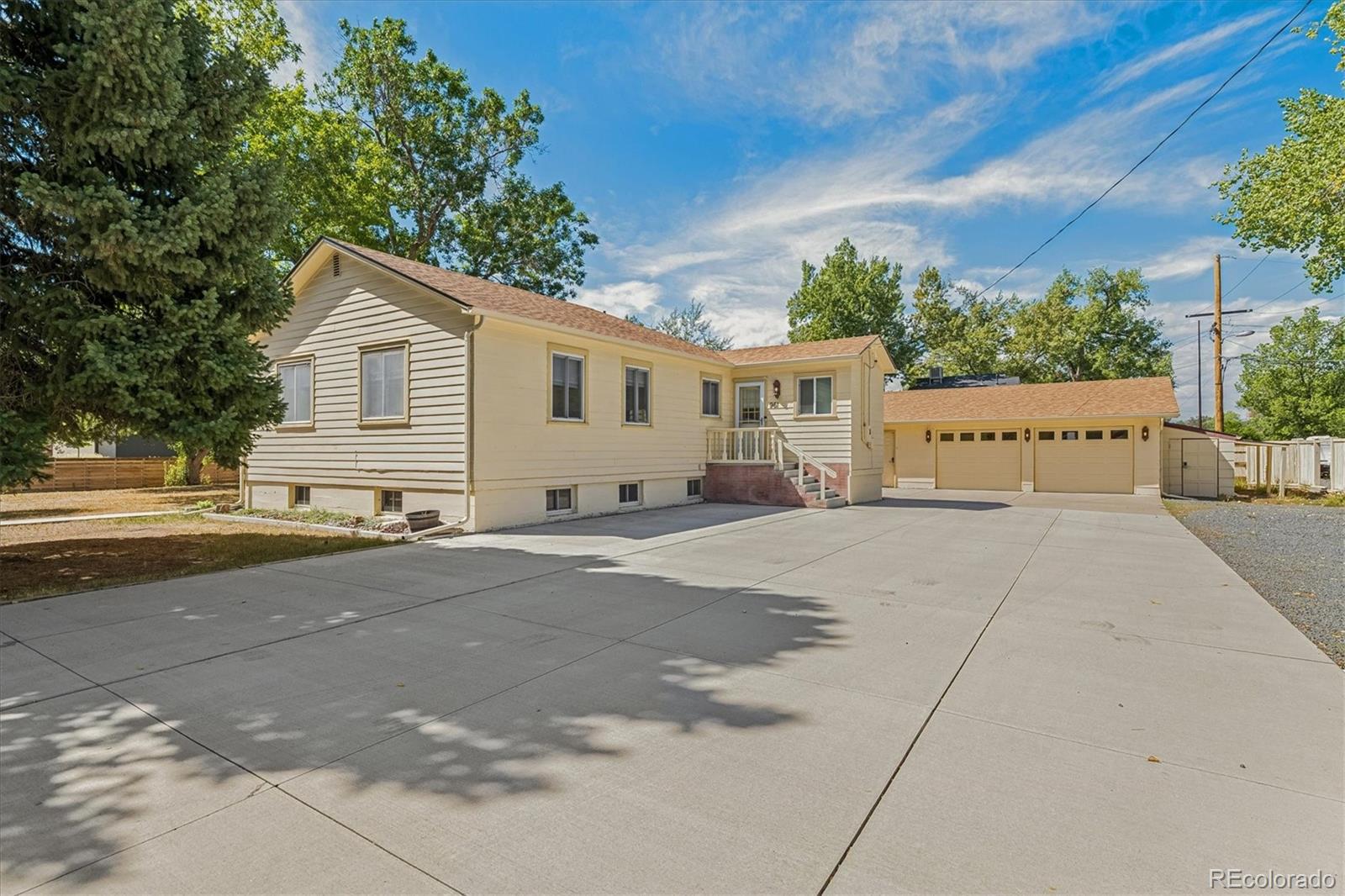 961 Kendall St, Denver, CO 80214