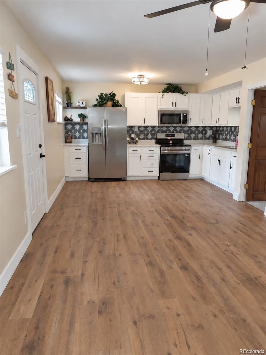 111 Crystal Park Rd, Manitou Springs, CO 80829