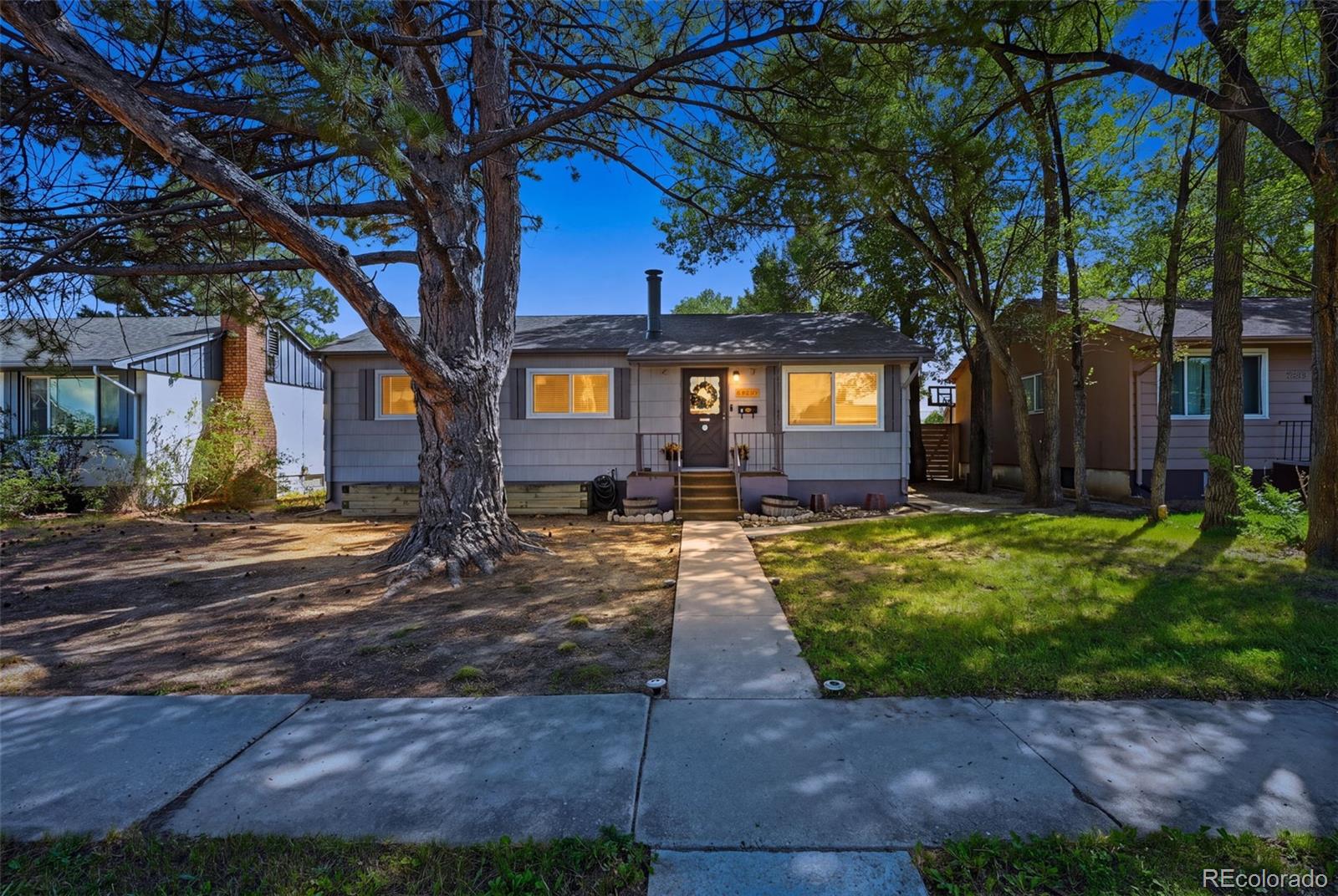 2637 Waldean St, Colorado Springs, CO 80909
