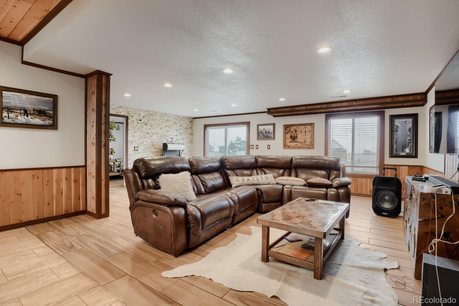 1080 S Dutch Valley Rd, Bennett, CO 80102