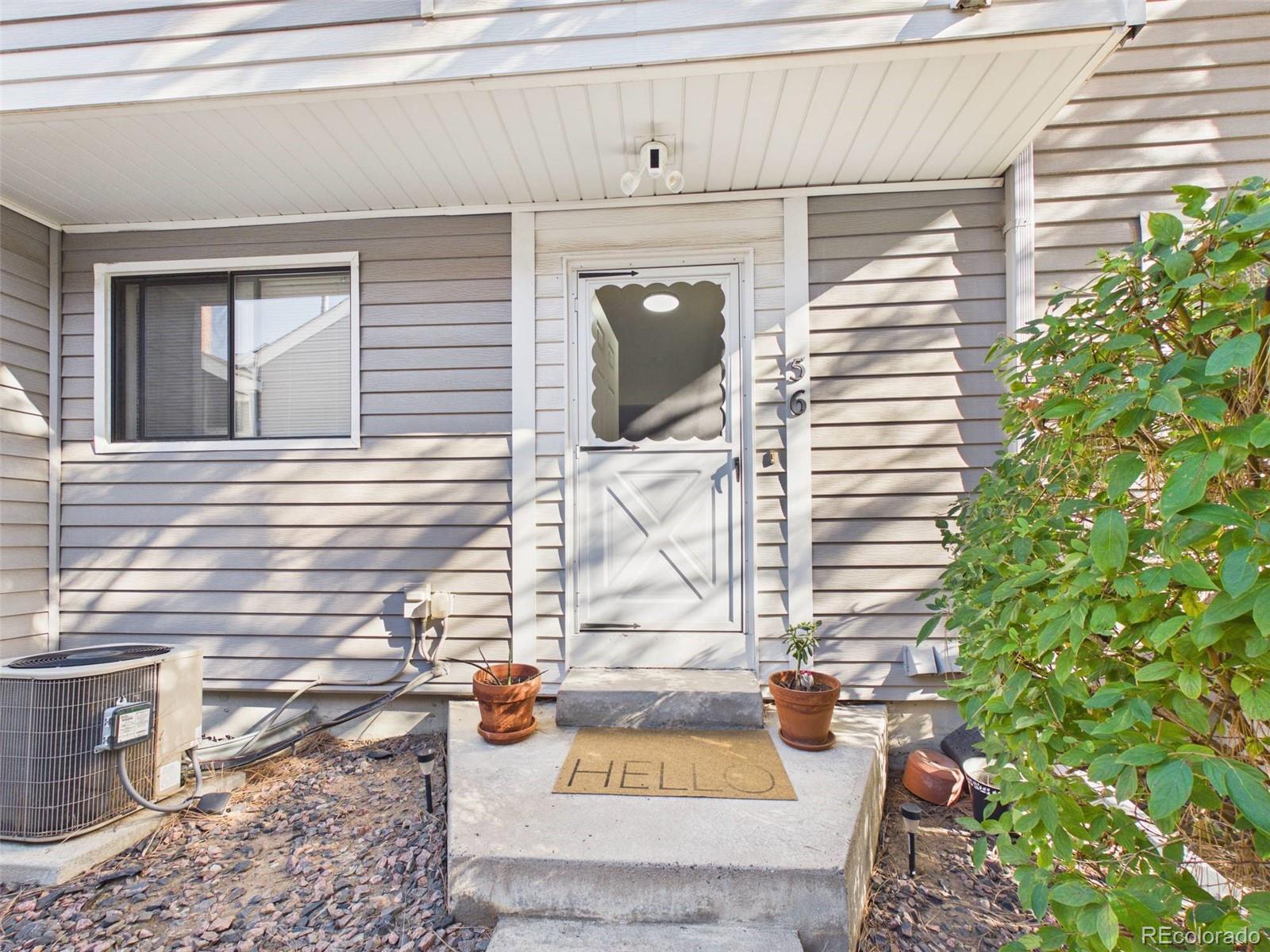 56 S Nome St, Aurora, CO 80012