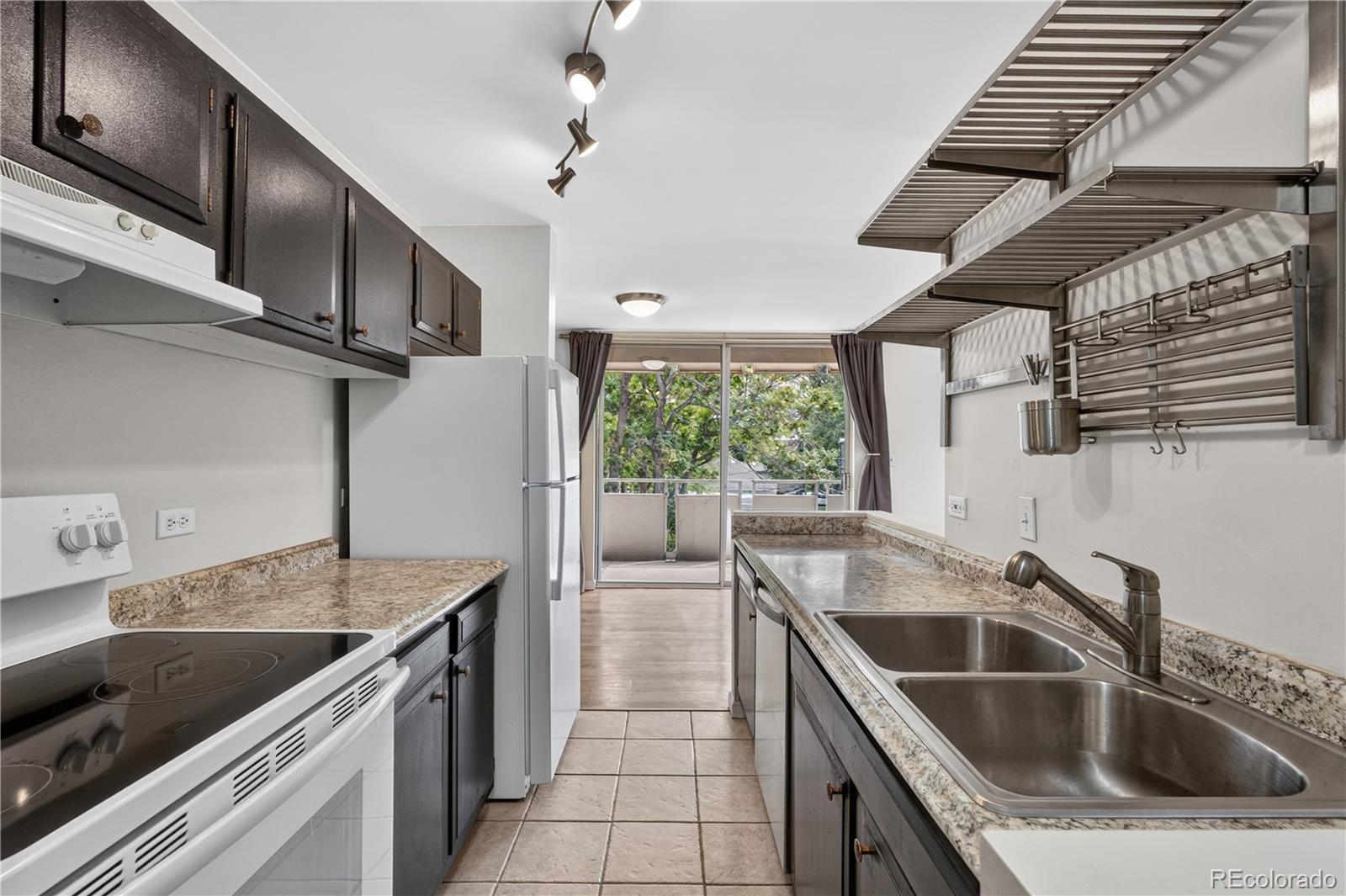 937 N Clarkson St #306, Denver, CO 80218