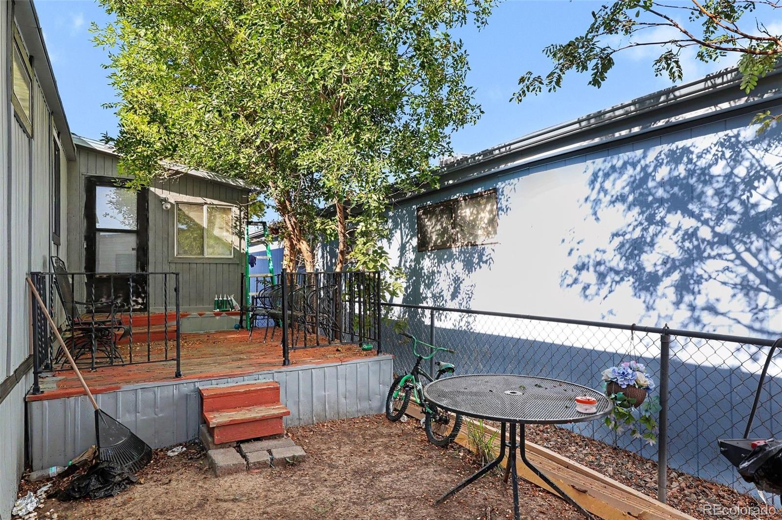 2920 Dove St, Federal Heights, CO 80260