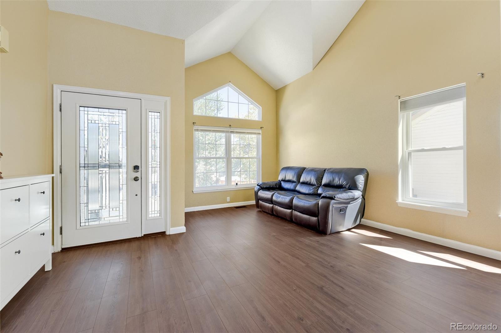 8274 S Ogden Cir, Littleton, CO 80122