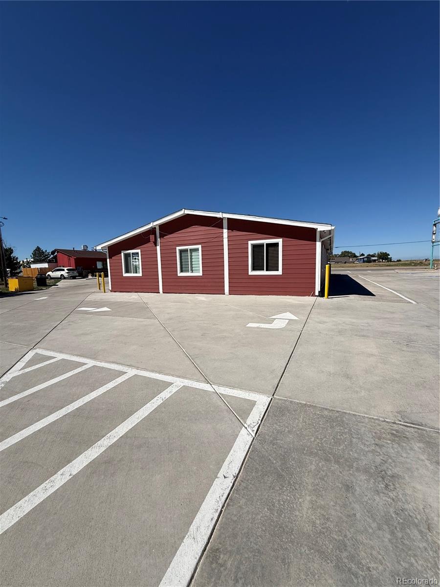 190 S 1st St, Bennett, CO 80102