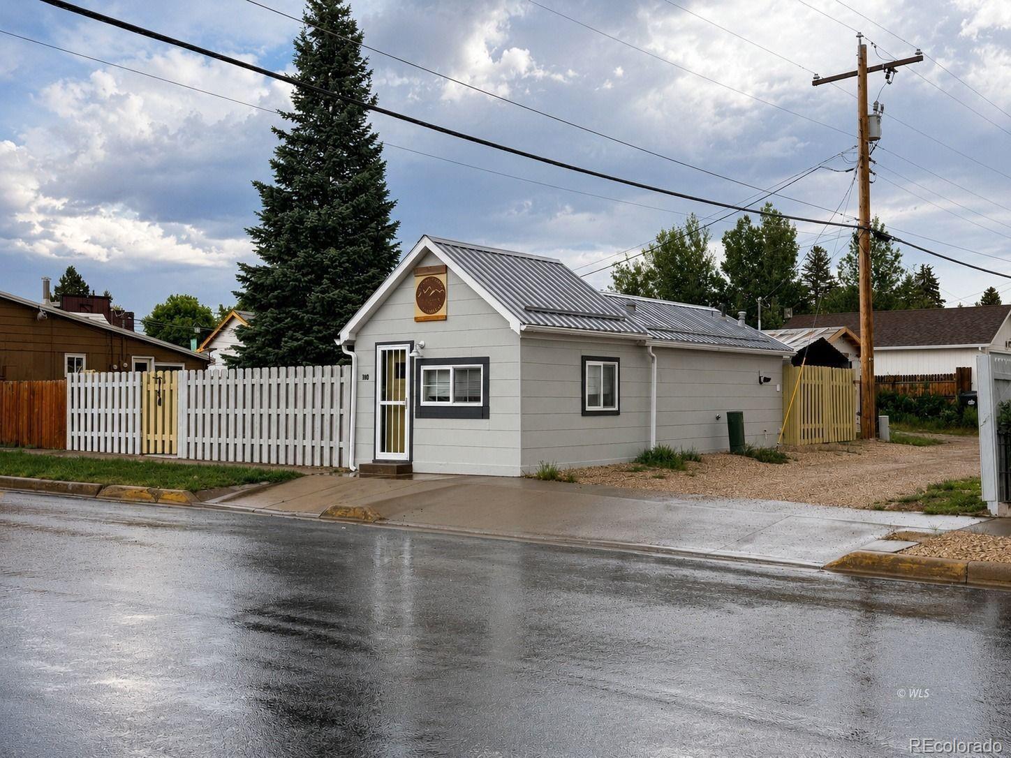 103 S 3rd St, Westcliffe, CO 81252