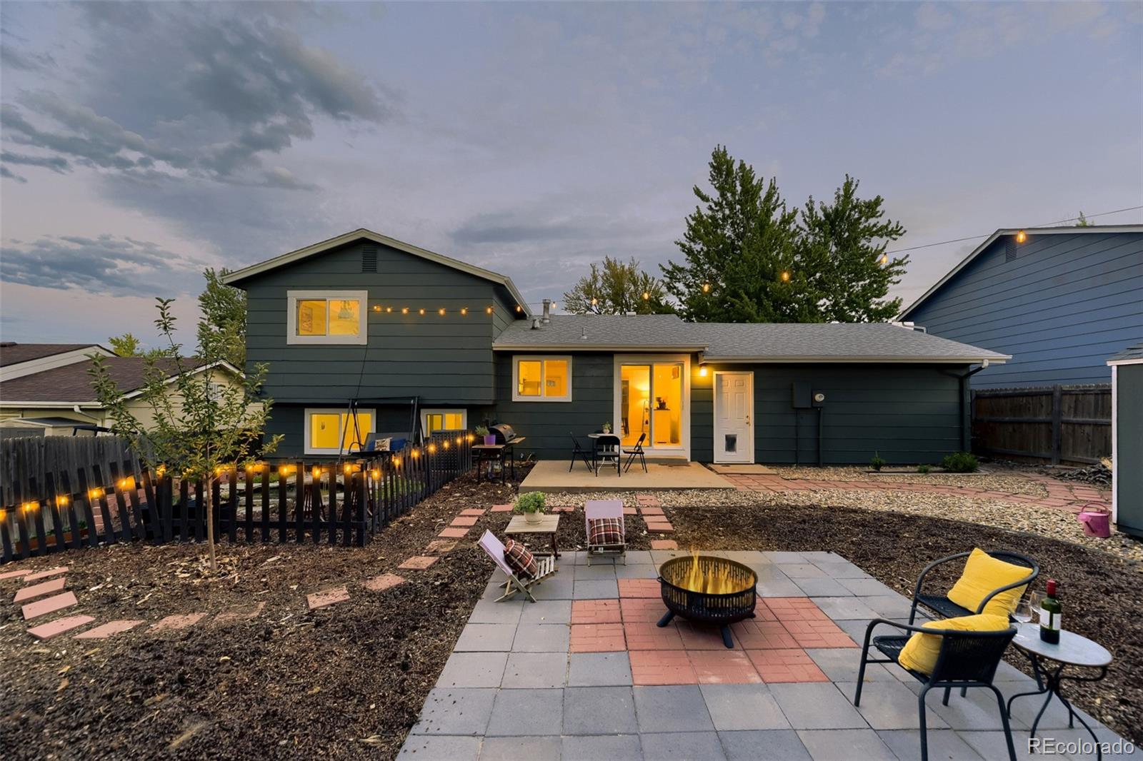 2591 S Naples Way, Aurora, CO 80013