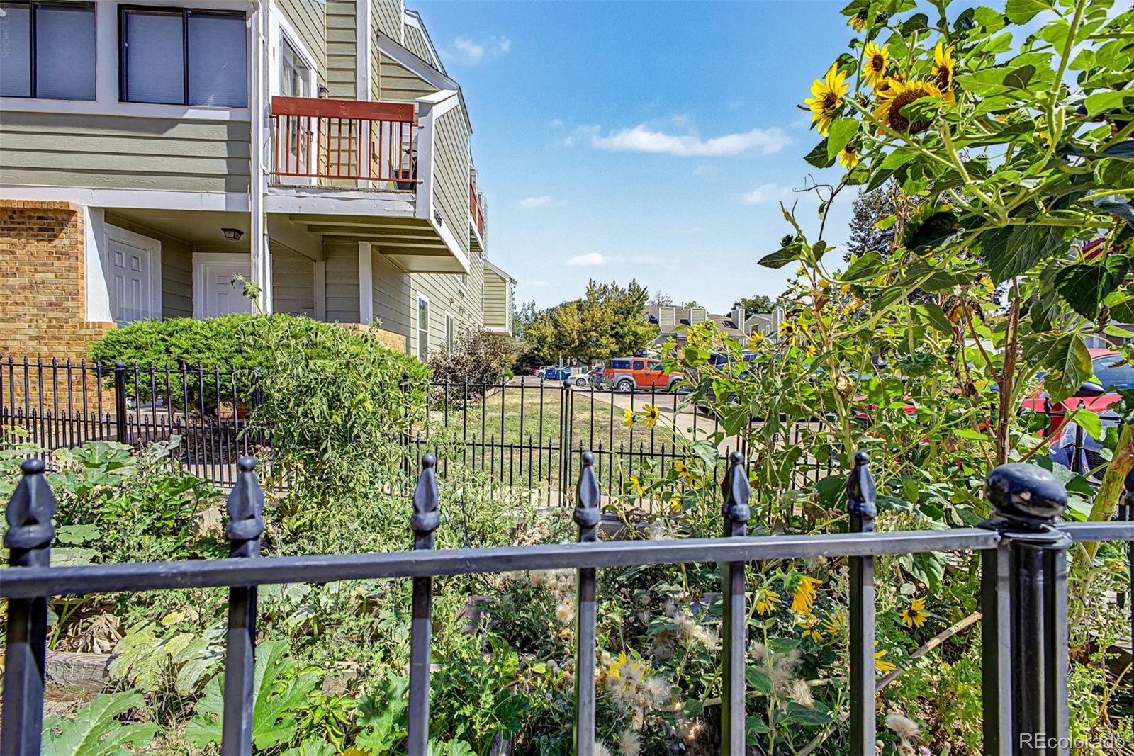 909 S Dawson Way #1, Aurora, CO 80012