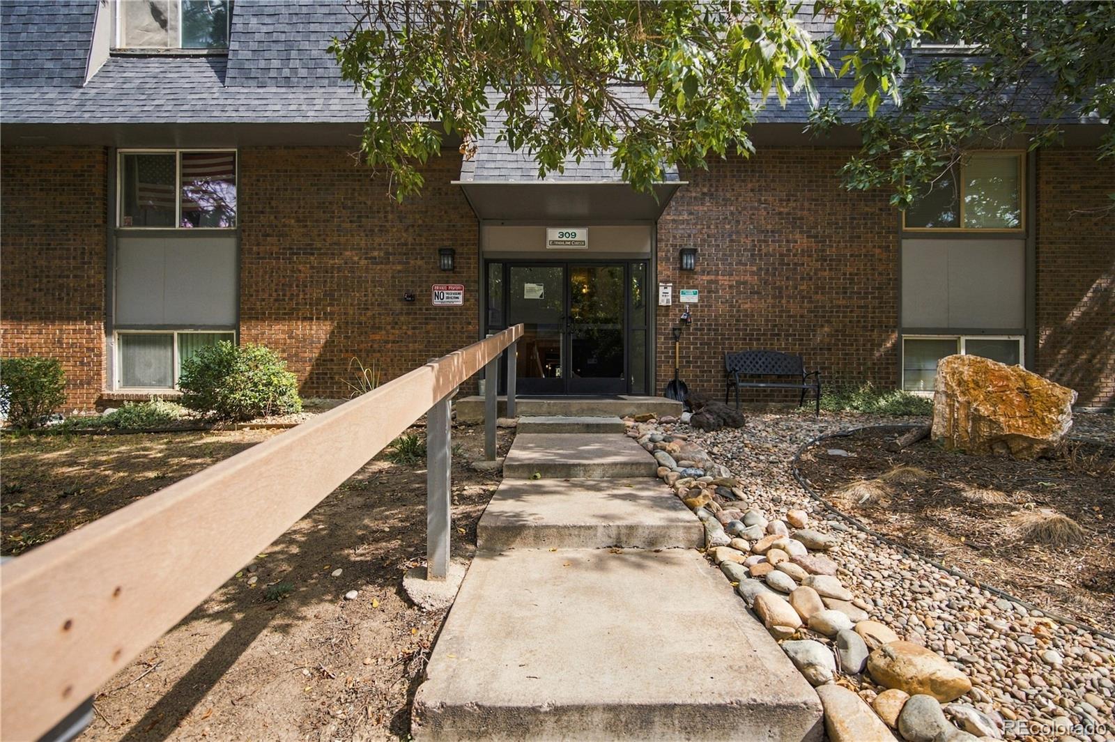 309 E Highline Cir #203, Centennial, CO 80122