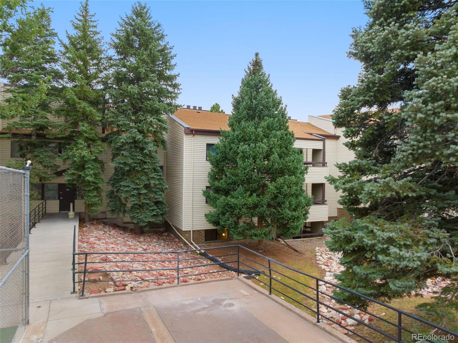 6530 Delmonico Dr, Colorado Springs, CO 80919
