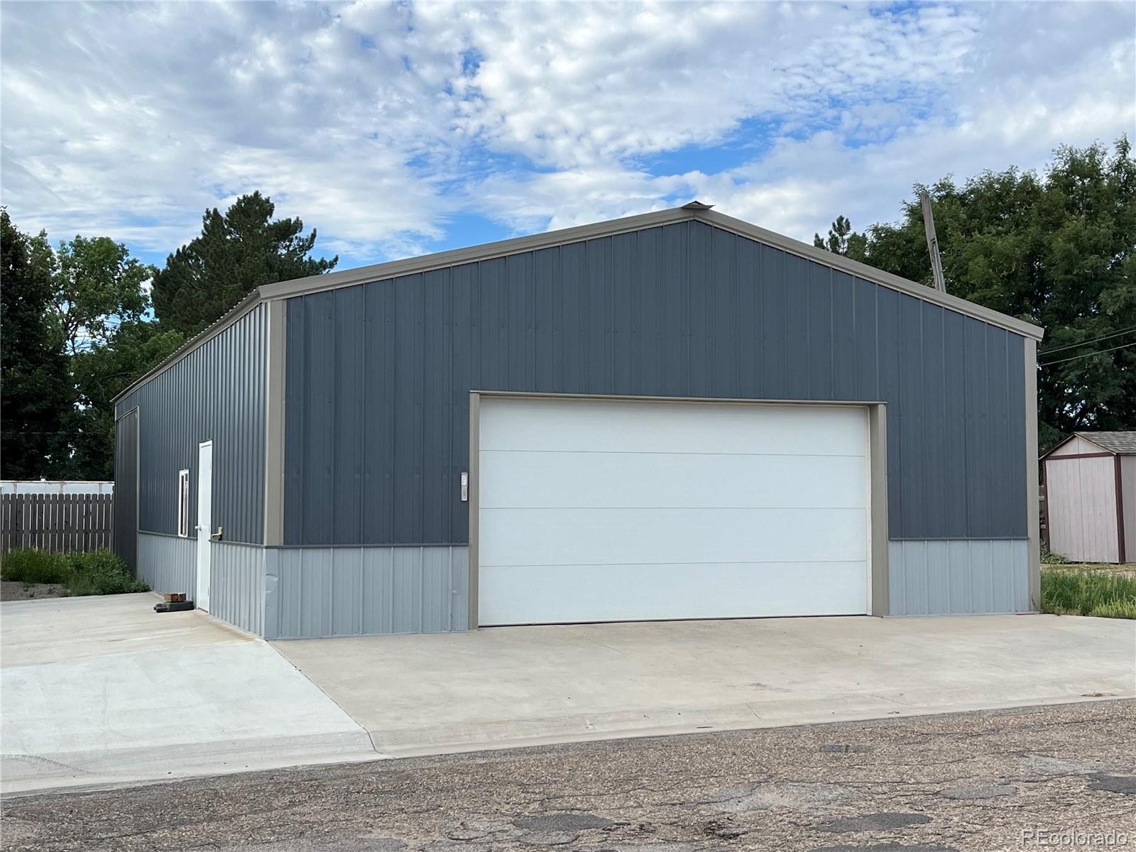 215 S 16th St, Burlington, CO 80807