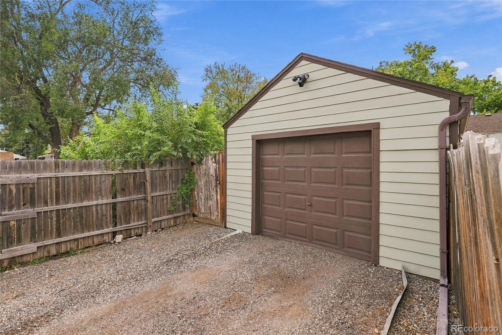 240 Grove St, Denver, CO 80219