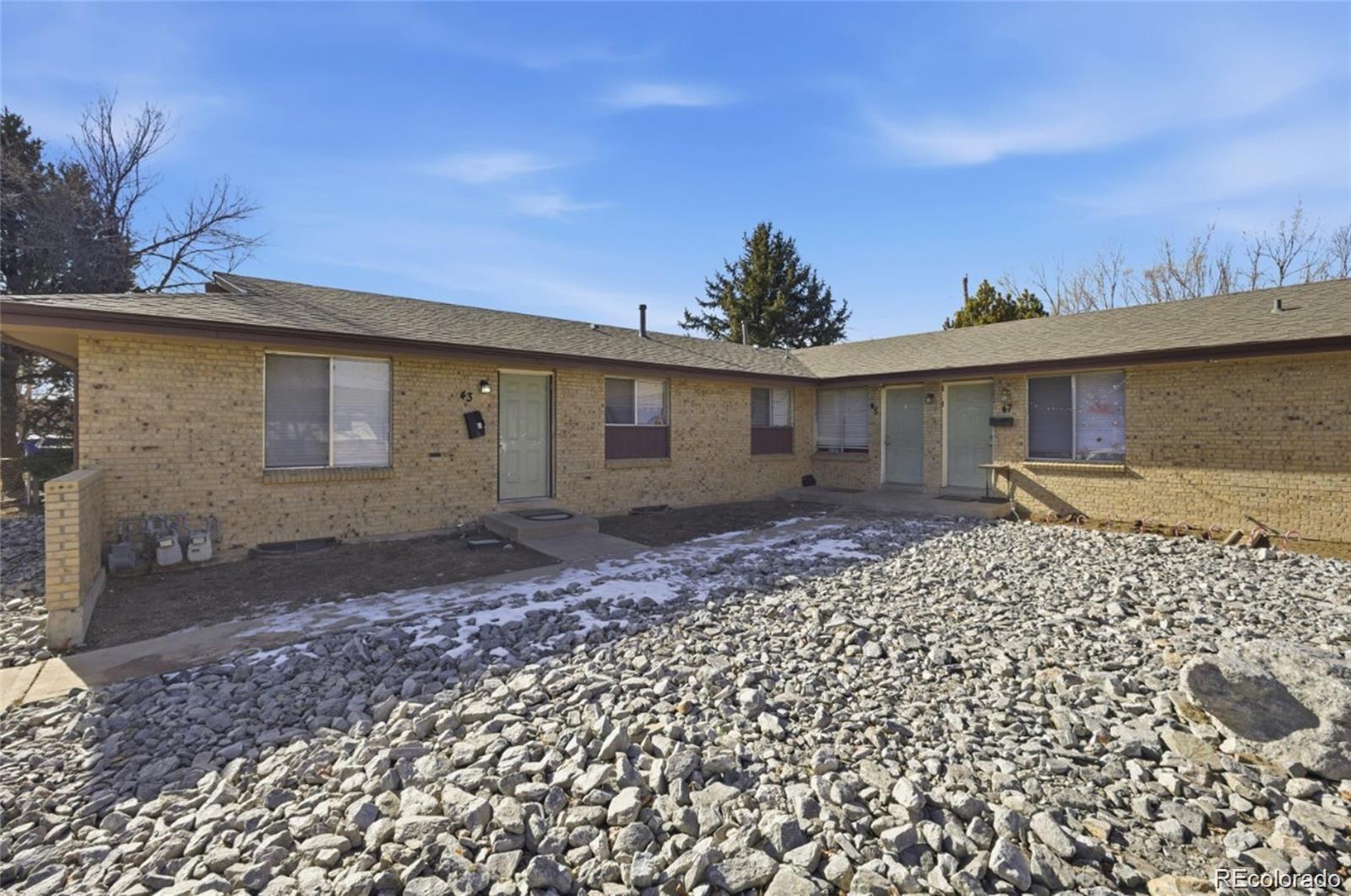 43 Lansing St, Aurora, CO 80010