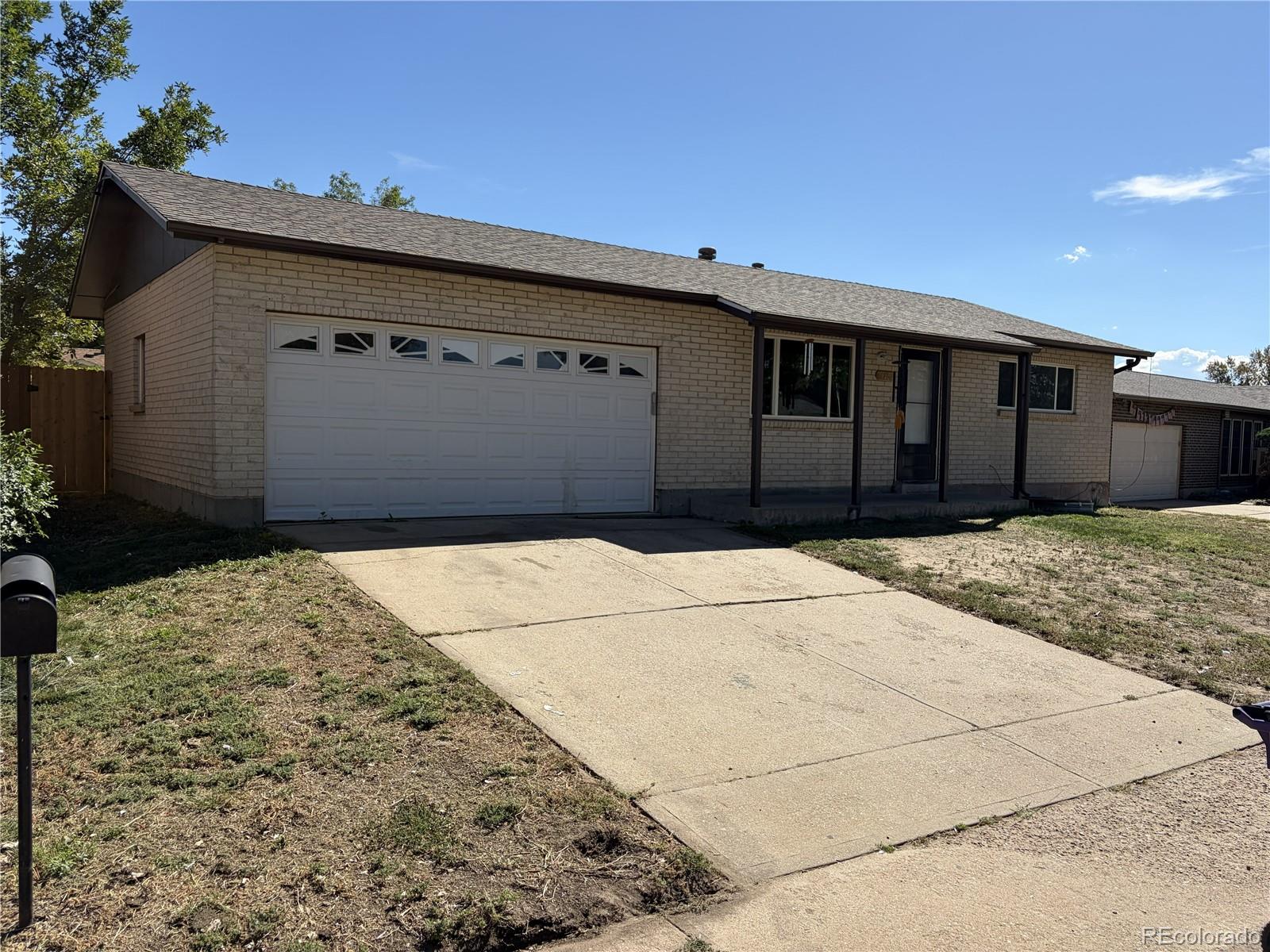 14852 Pensacola Pl, Denver, CO 80239