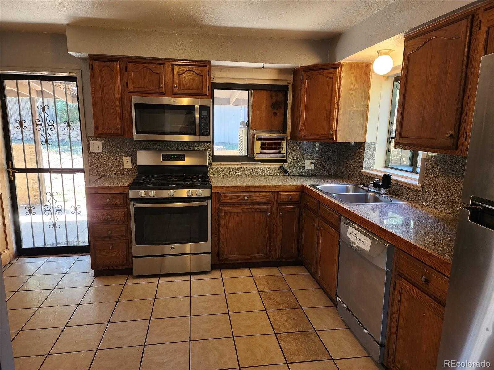 4520 W Gill Pl, Denver, CO 80219