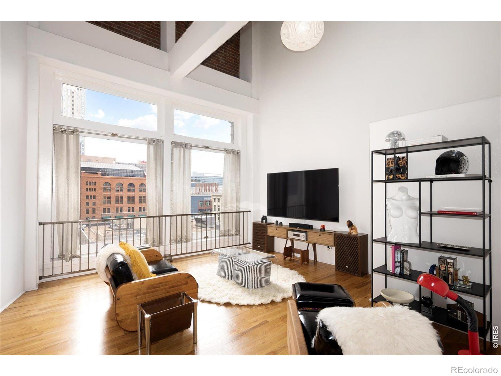 1617 California St #5B, Denver, CO 80202
