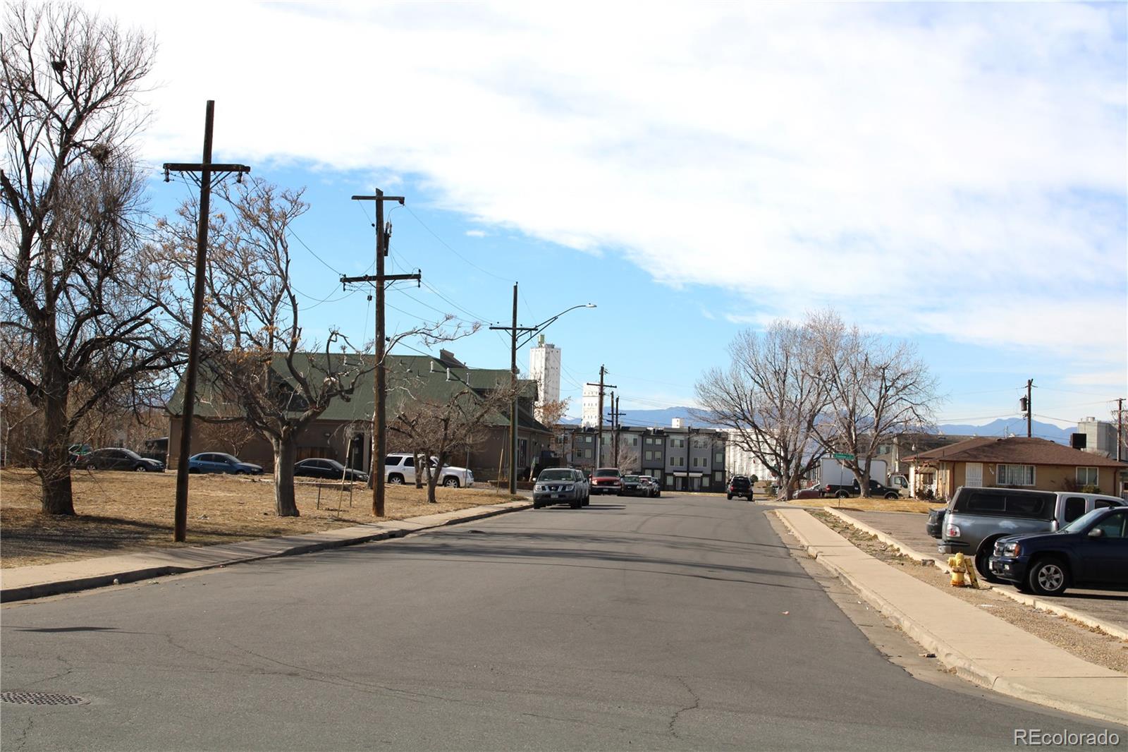6343 Ivy St, Commerce City, CO 80022