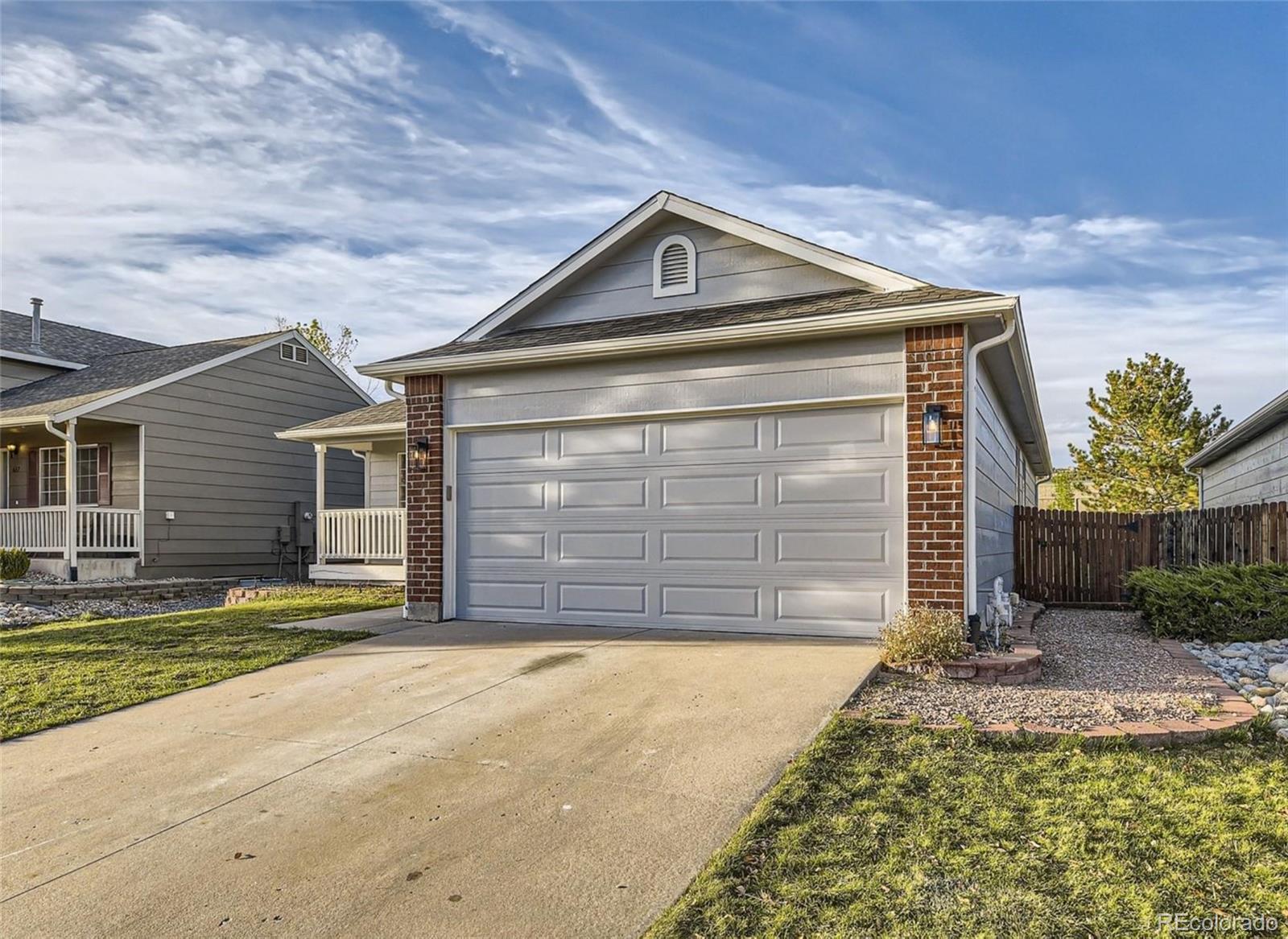 685 Branding Iron Ln, Castle Rock, CO 80104