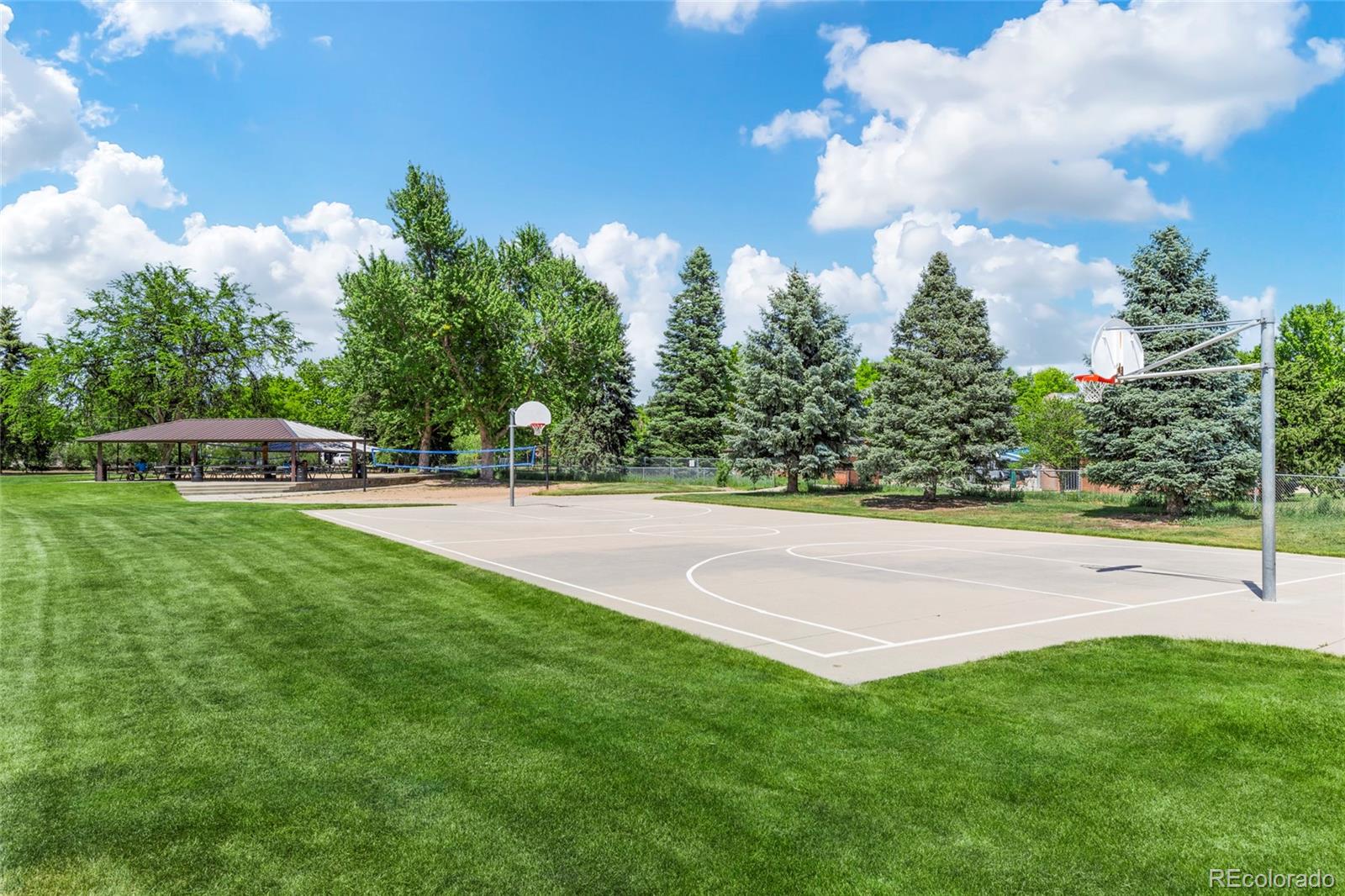 1600 Balsam St, Lakewood, CO 80214