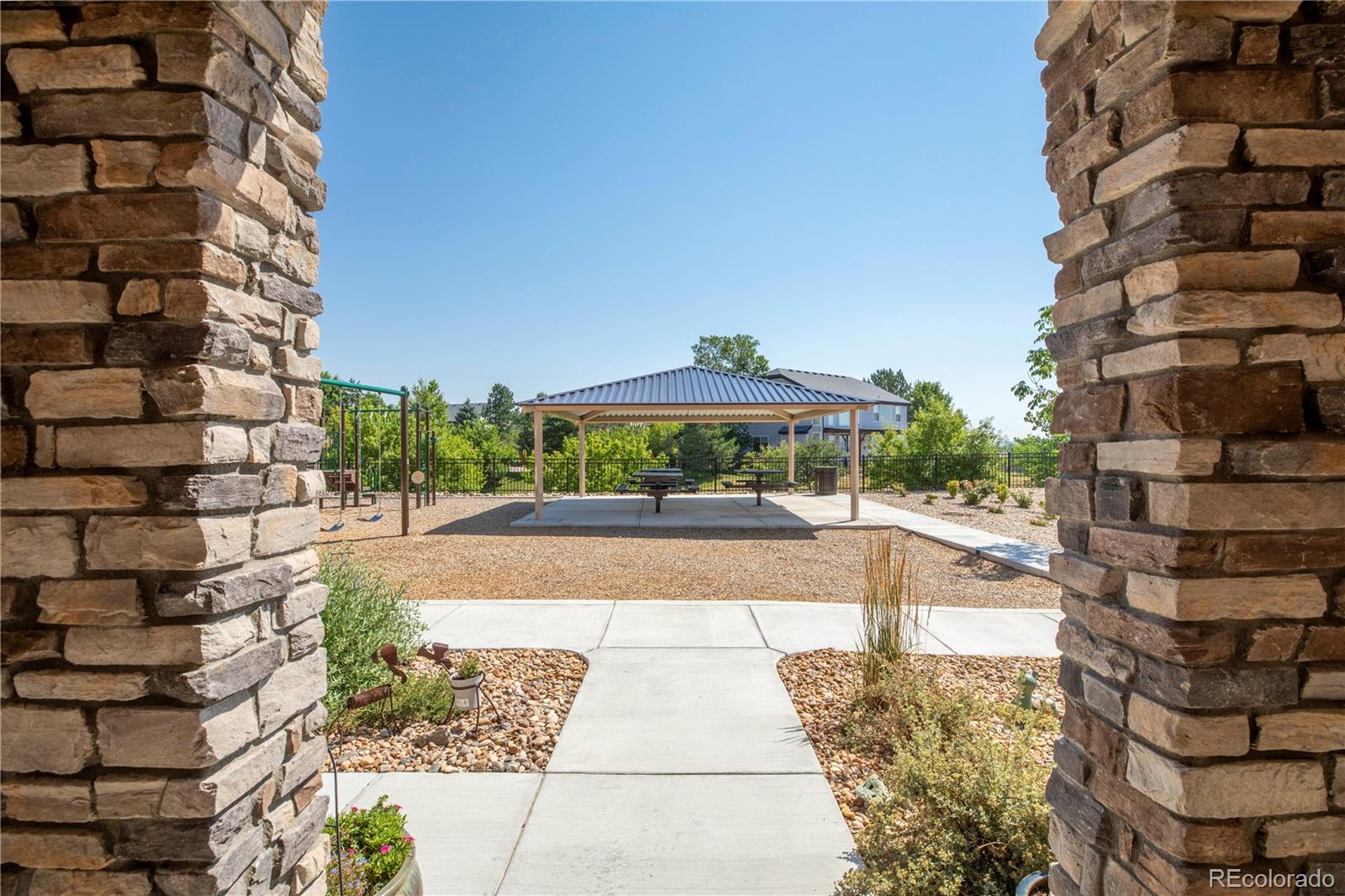 9962 W Victoria Pl #108, Littleton, CO 80127