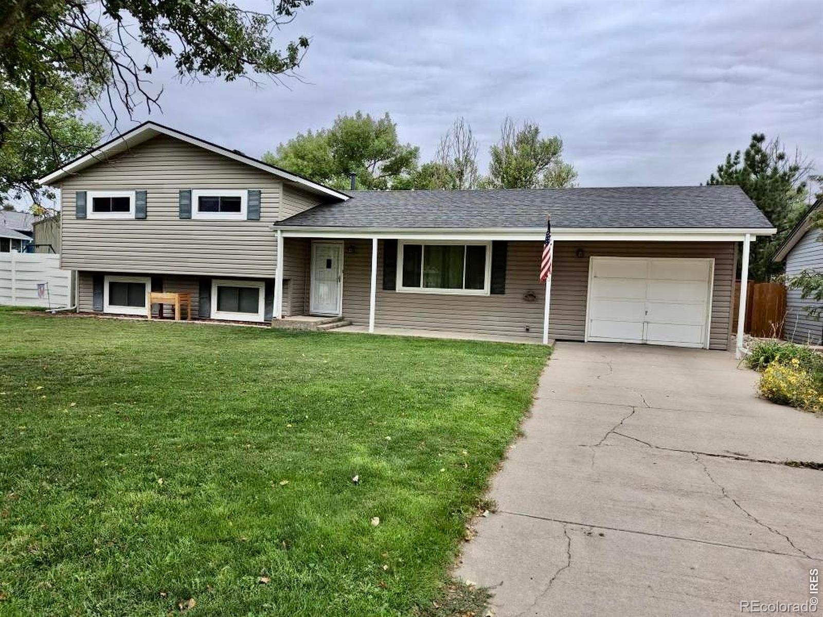120 S Hickory St, Yuma, CO 80759