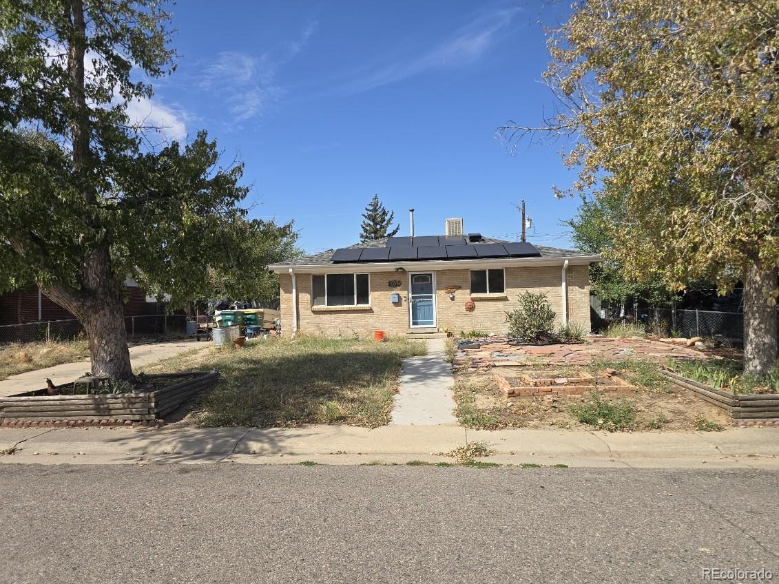 3073 Blackhawk St, Aurora, CO 80011