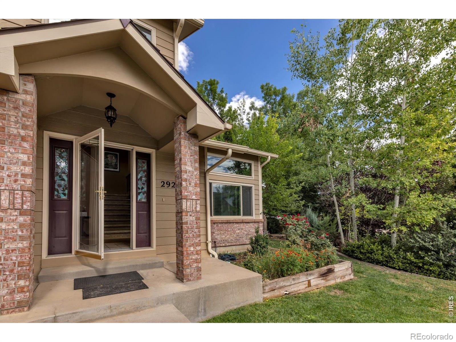 2924 Lake Park Way, Longmont, CO 80503