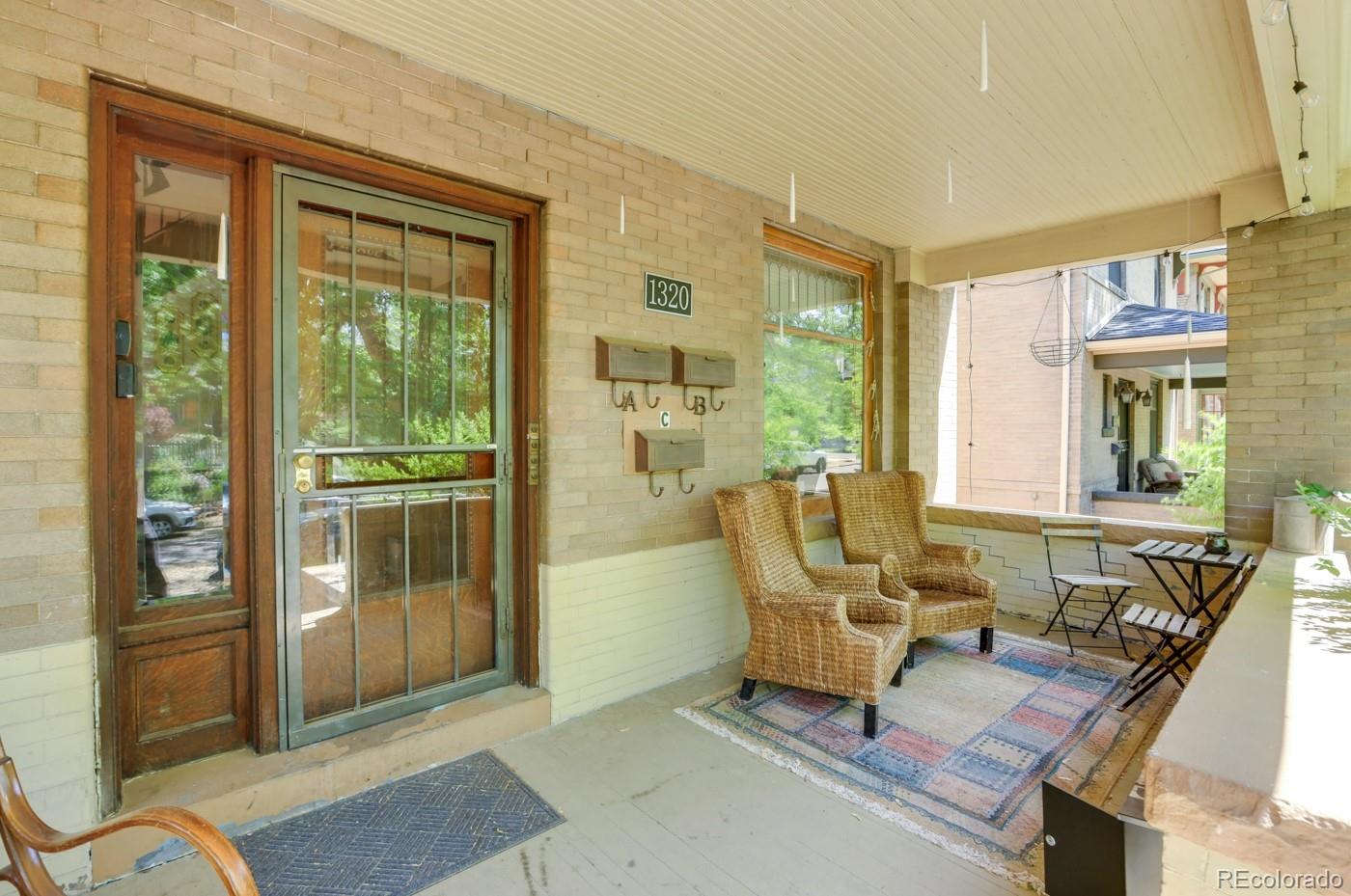 1320 Saint Paul St, Denver, CO 80206