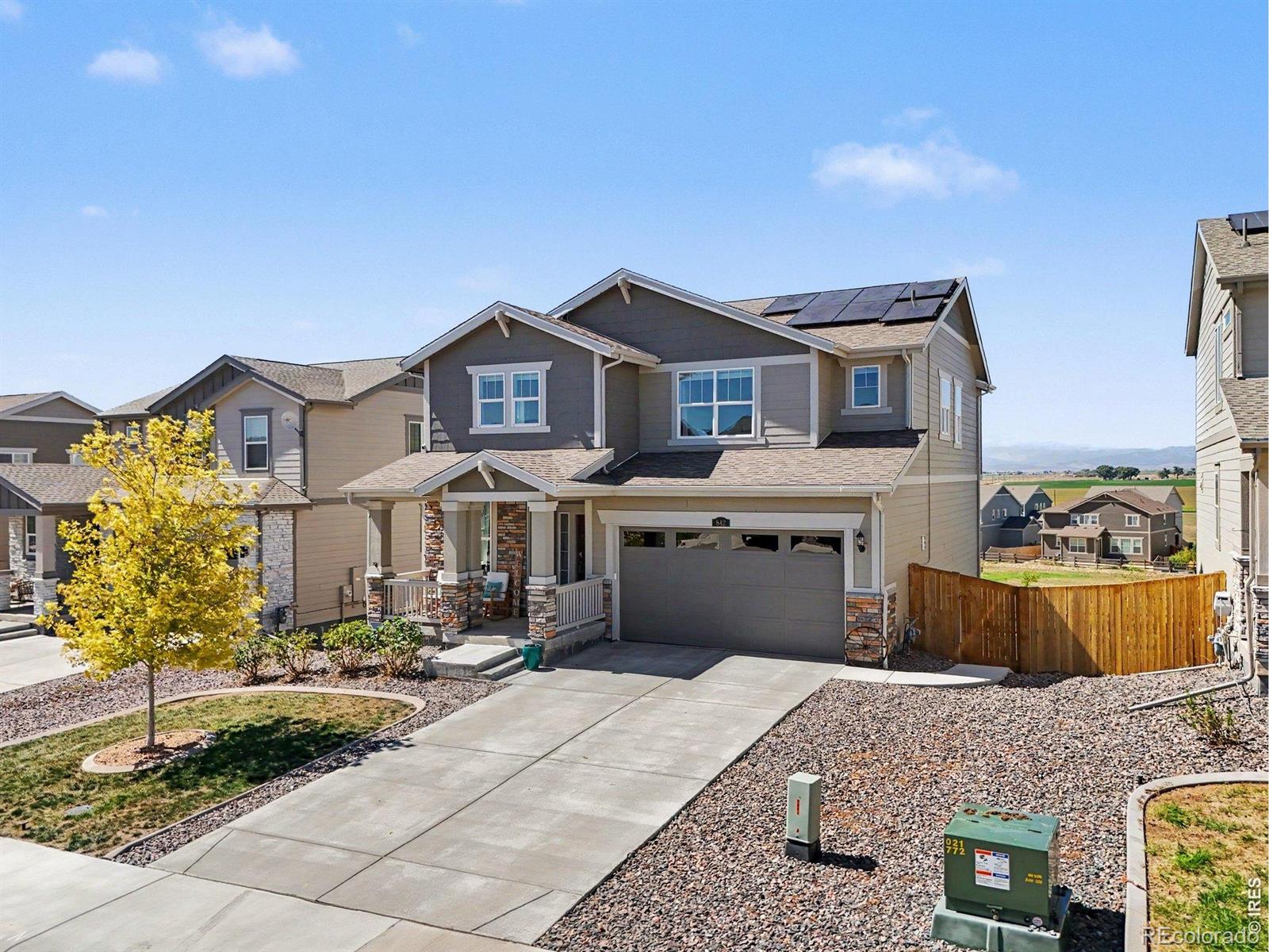 842 Crestone St, Johnstown, CO 80534