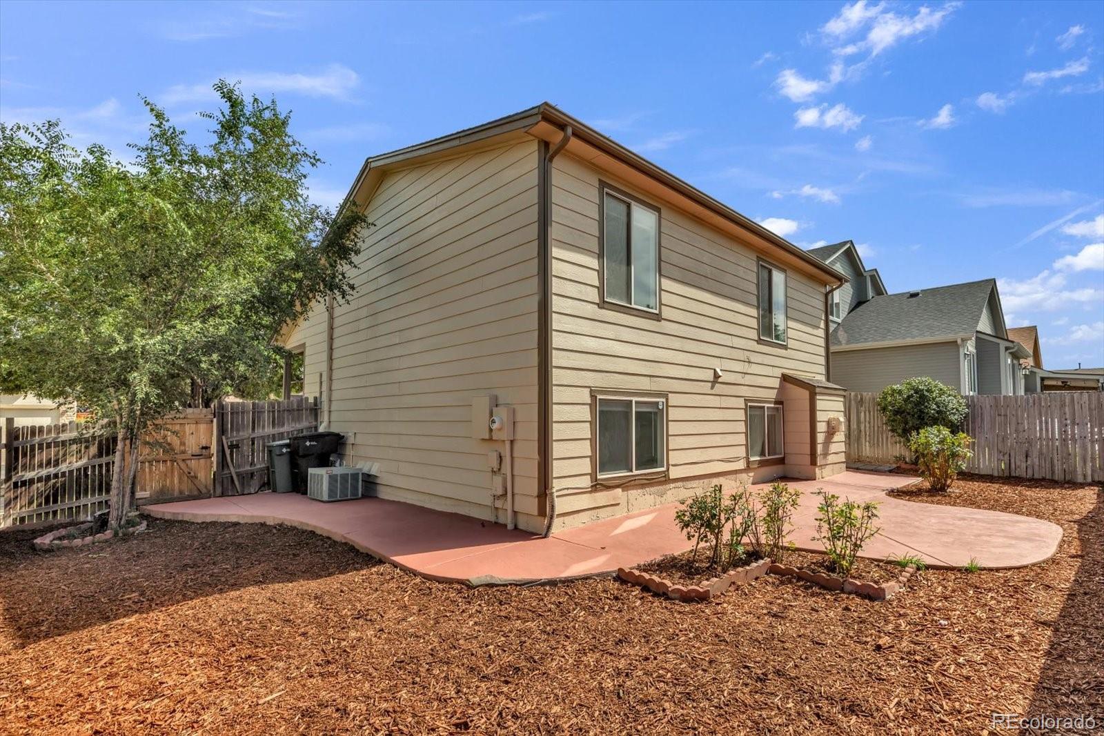 10041 Raritan Way, Thornton, CO 80260