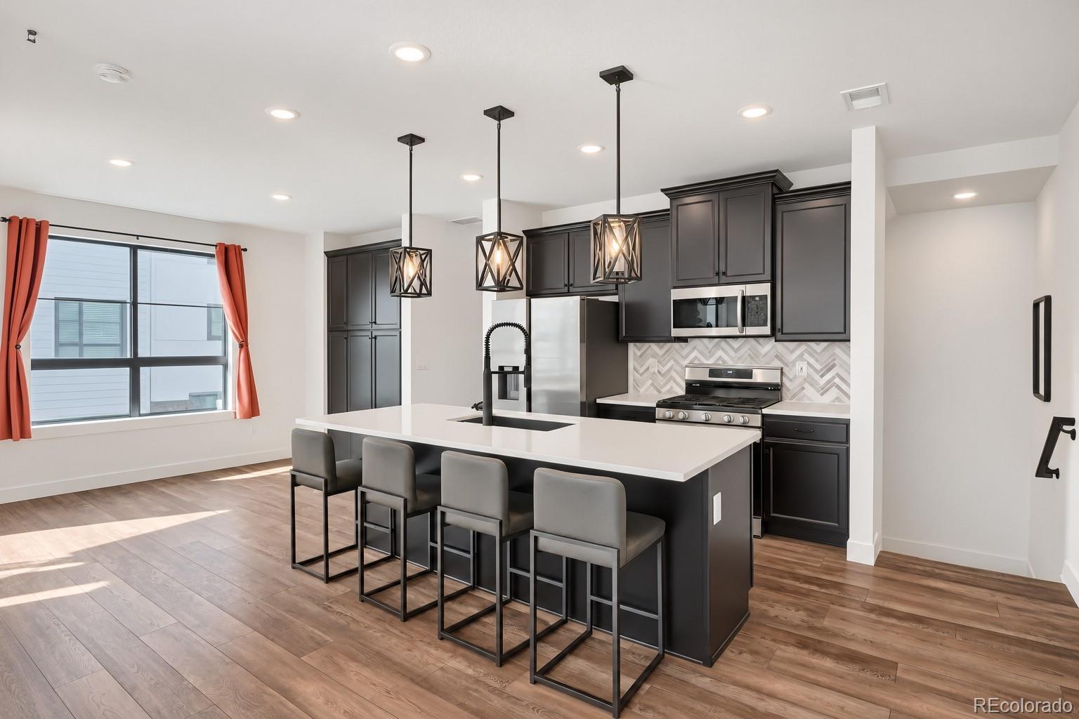 2038 S Holly St #2, Denver, CO 80222
