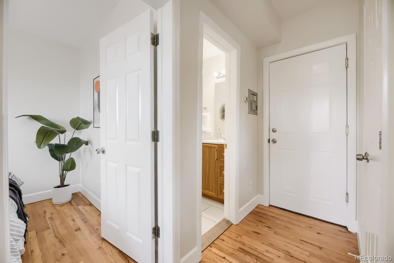 1629 N Clarkson St #34, Denver, CO 80218