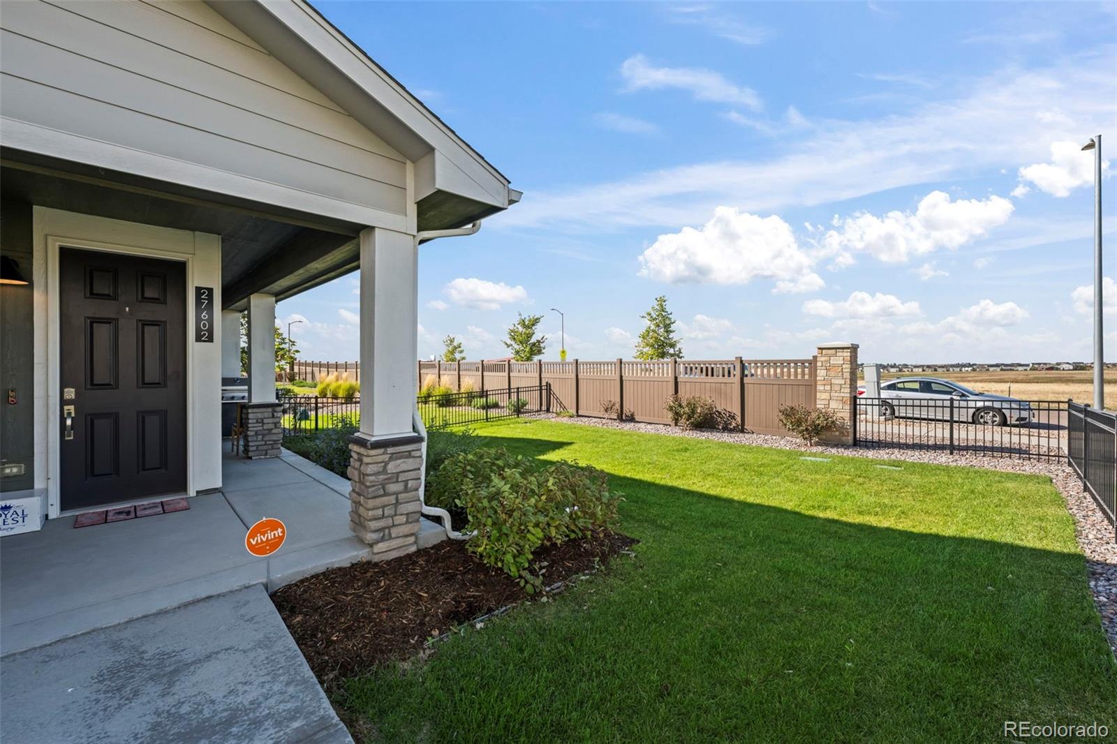 27602 E 1st Ave, Aurora, CO 80018