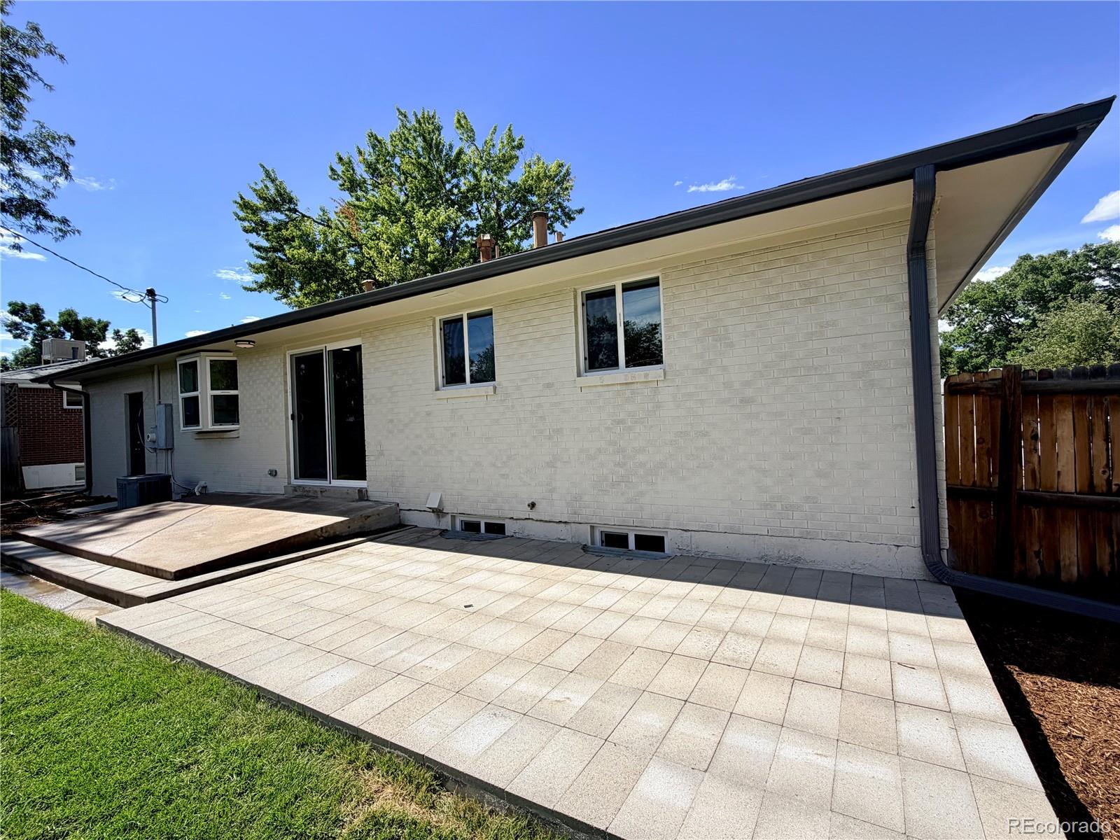 1586 S Dover Ct, Lakewood, CO 80232