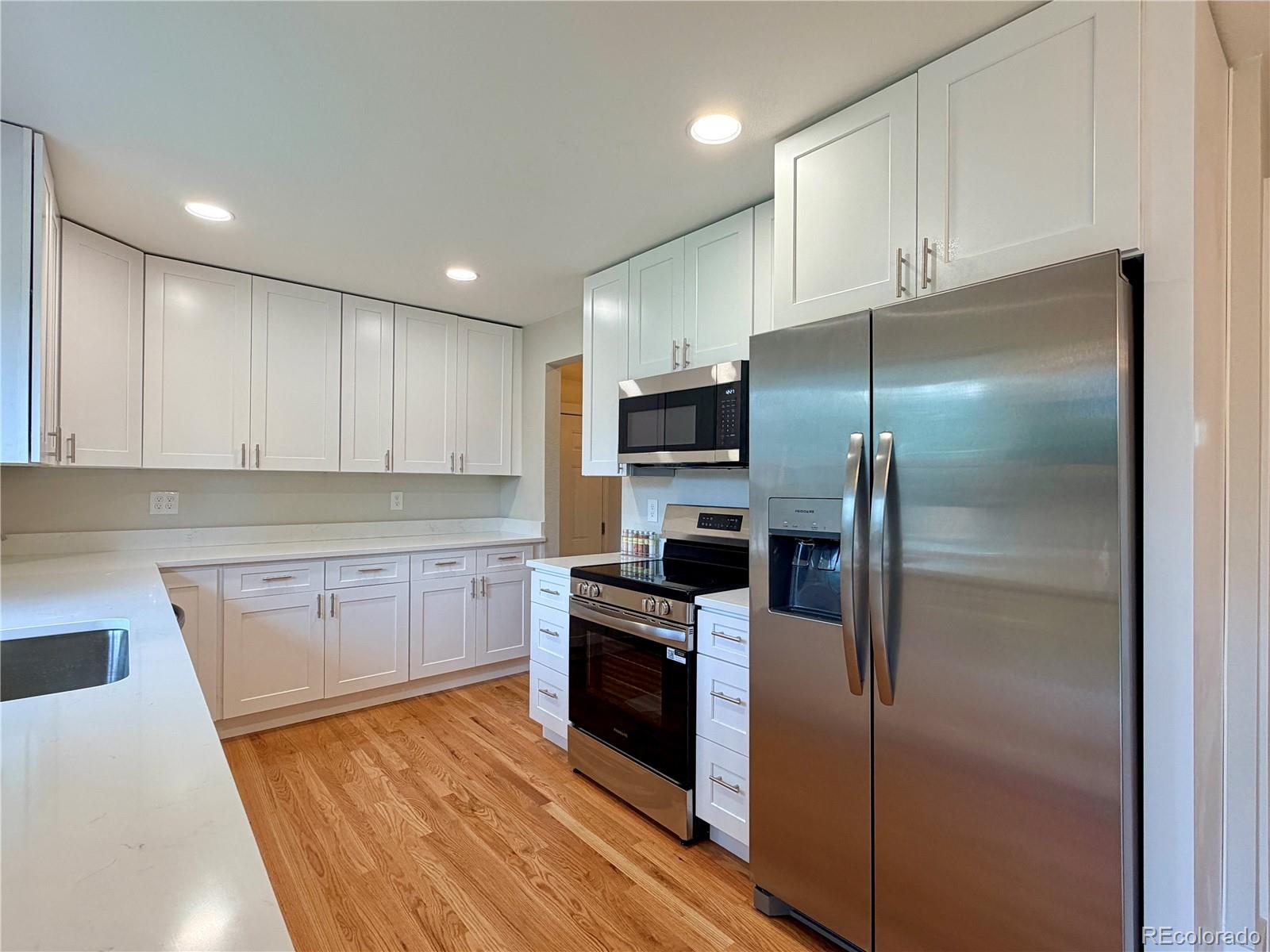 1586 S Dover Ct, Lakewood, CO 80232
