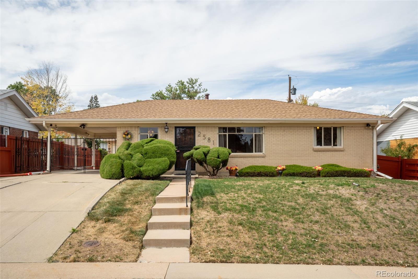 2581 S Perry St, Denver, CO 80219