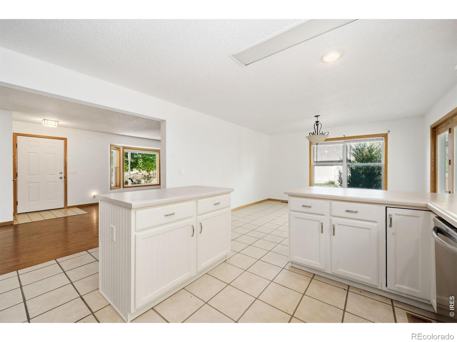 4205 14th St SW, Loveland, CO 80537