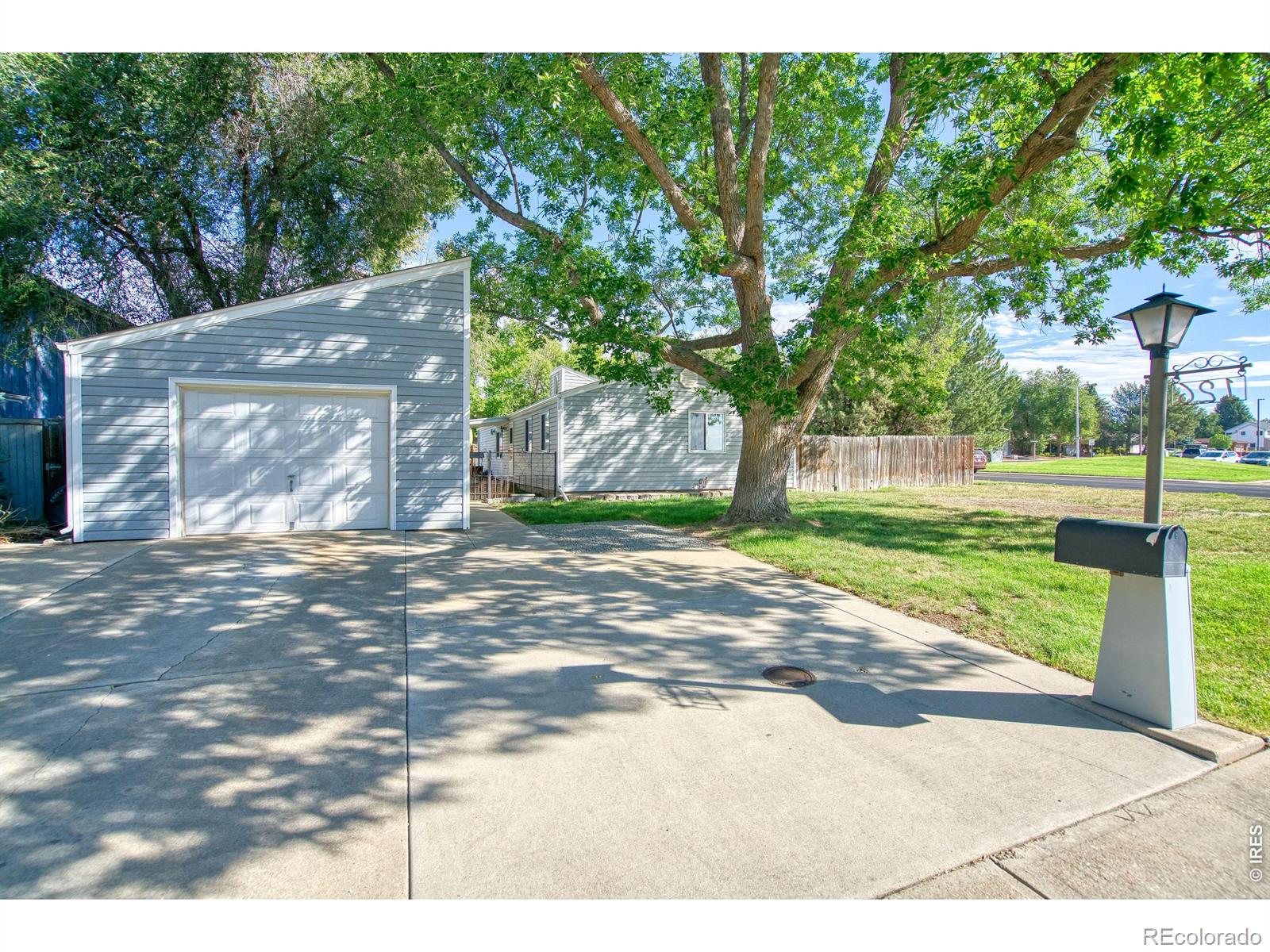 126 Caribou Pl, Longmont, CO 80504