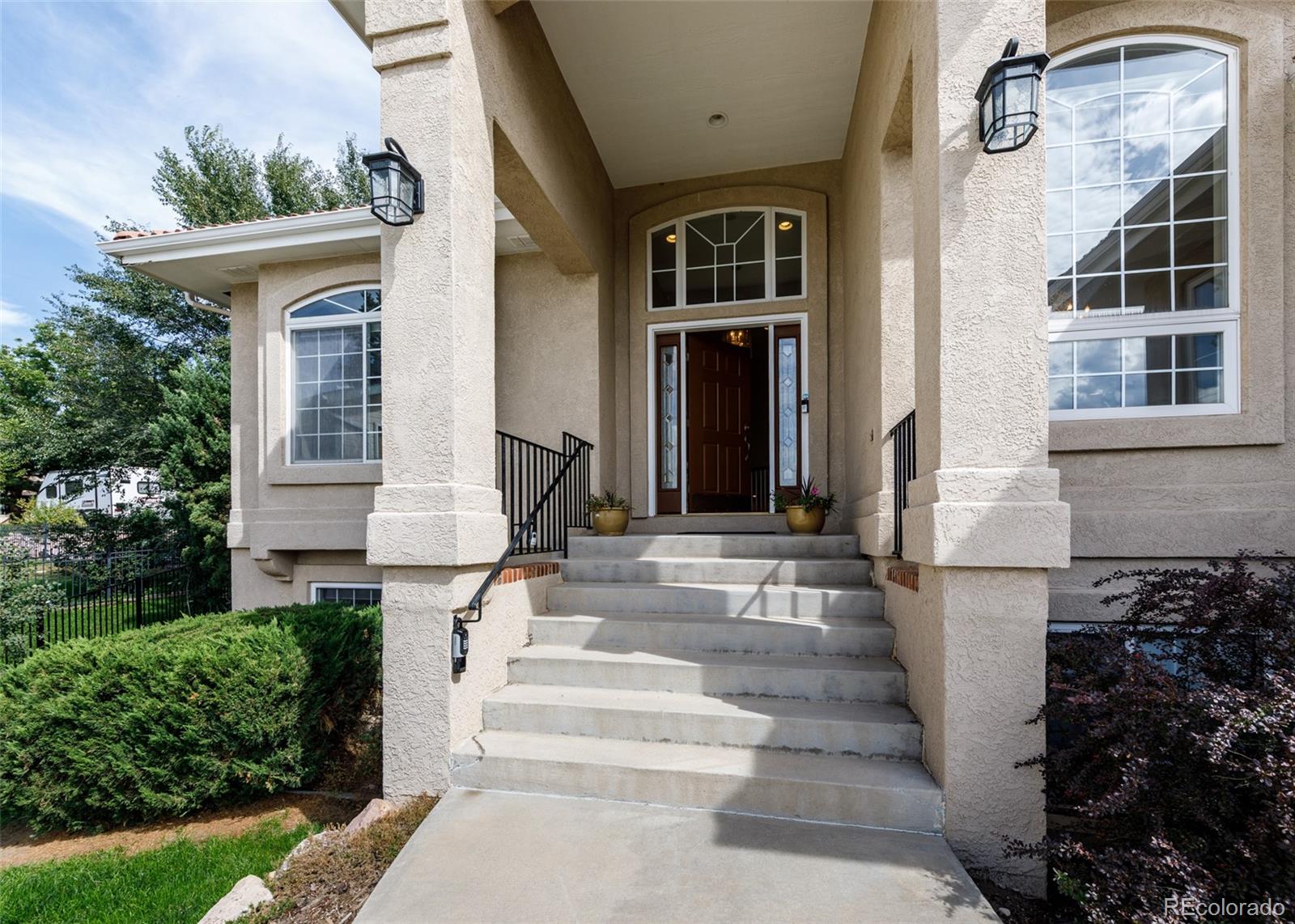2370 Pinhigh Ct, Colorado Springs, CO 80907