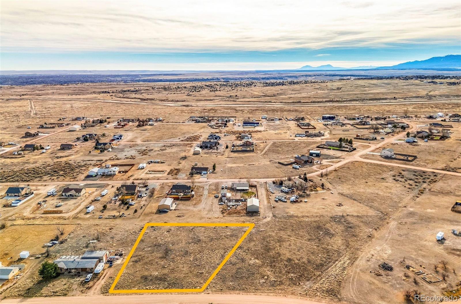 854 E Waverly Dr, Pueblo West, CO 81007