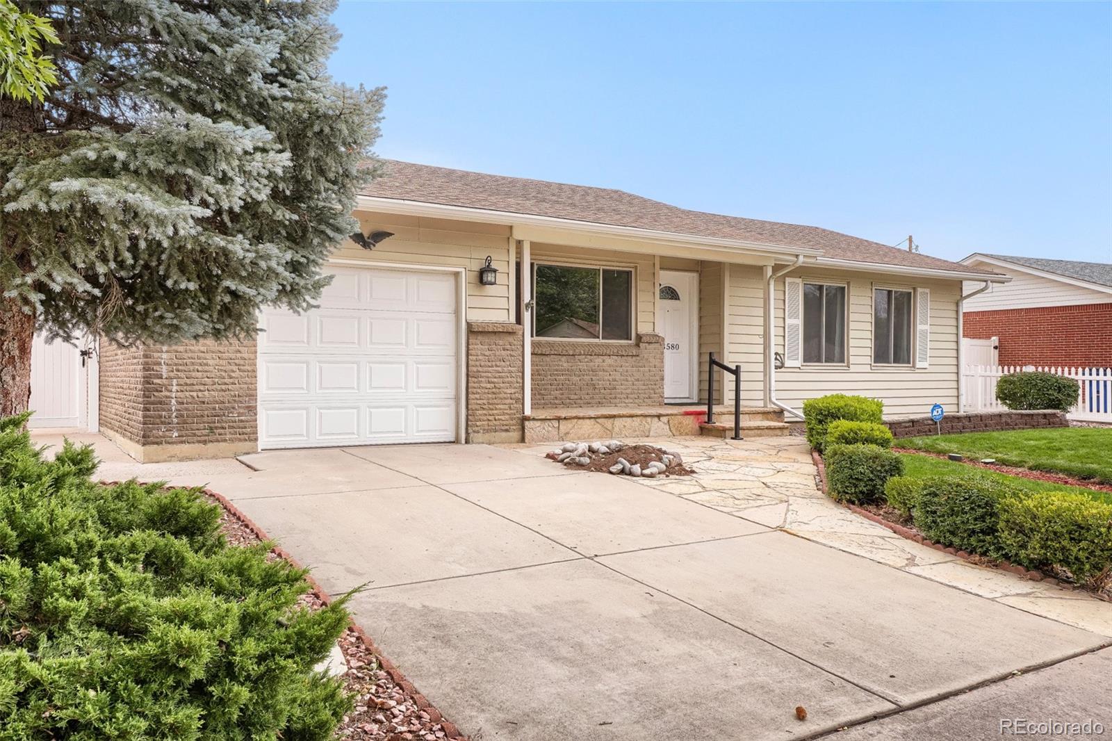 13580 E Exposition Ave, Aurora, CO 80012
